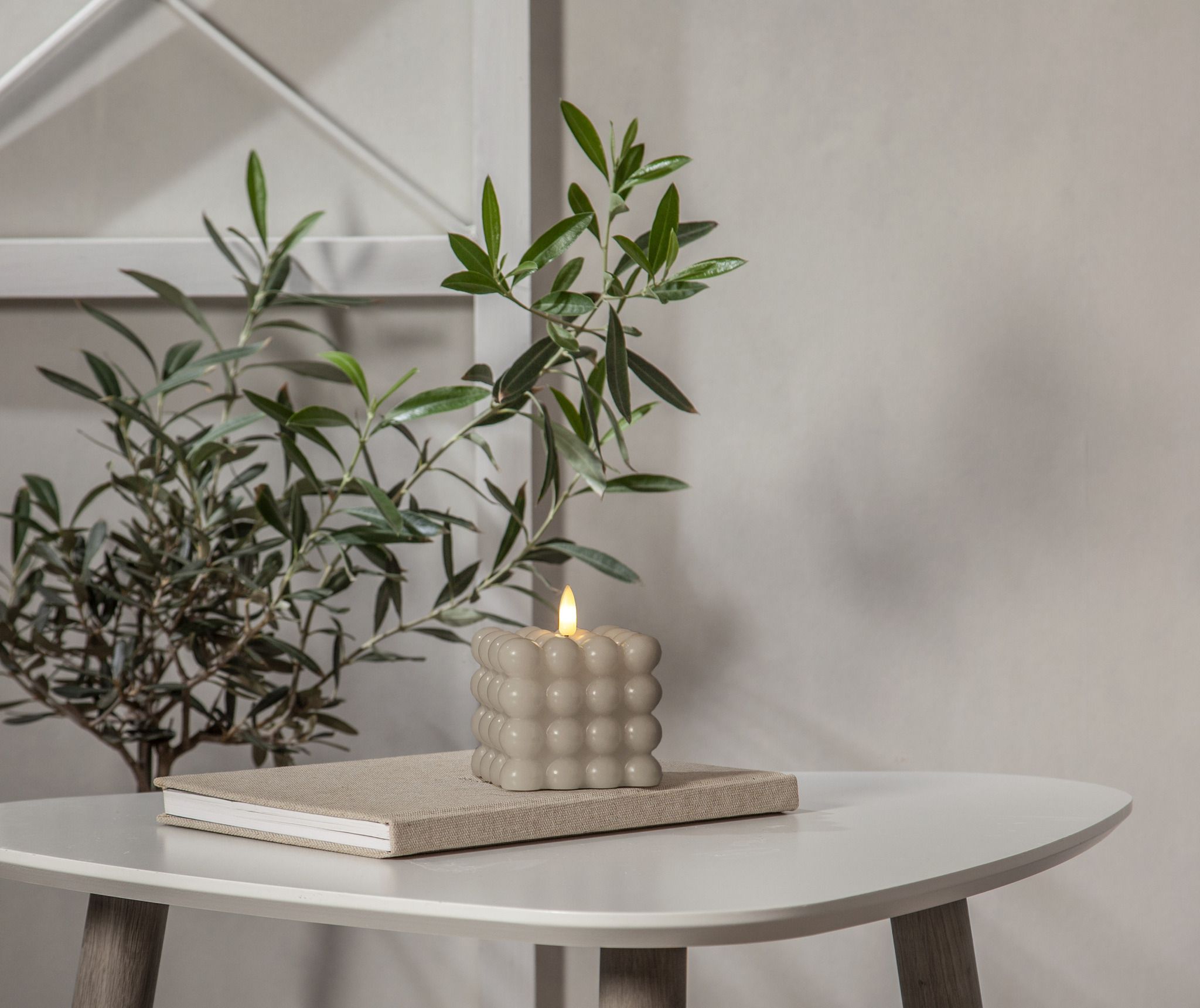 LED Pillar Kerze Flamme Dot - Indoor, Beige, 9.5 cm höhe, Timerfunktion