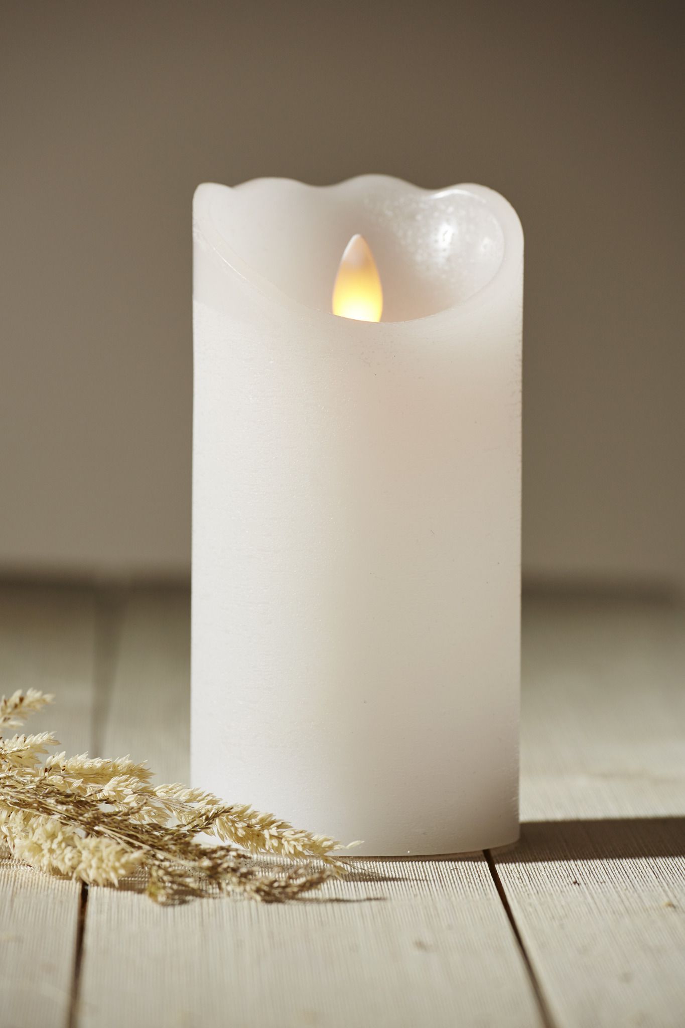 LED Pillar Kerze Glow - Indoor, Weiss, 15cm Höhe, Timerfunktion
