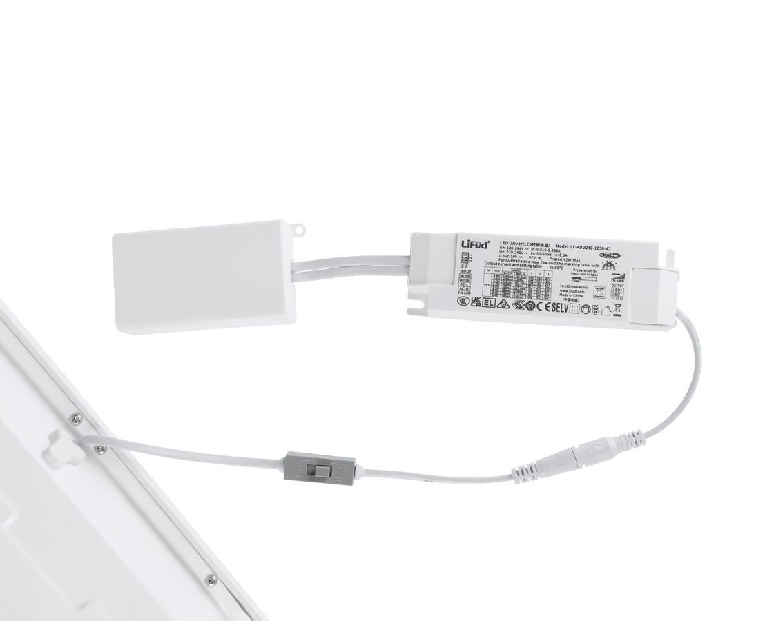 LED Panel SALOBRENA PRO IP54 119.5x29.5cm DALI dimmbar  / CCT 3000/4000/6500 - 119.5x29.5cm