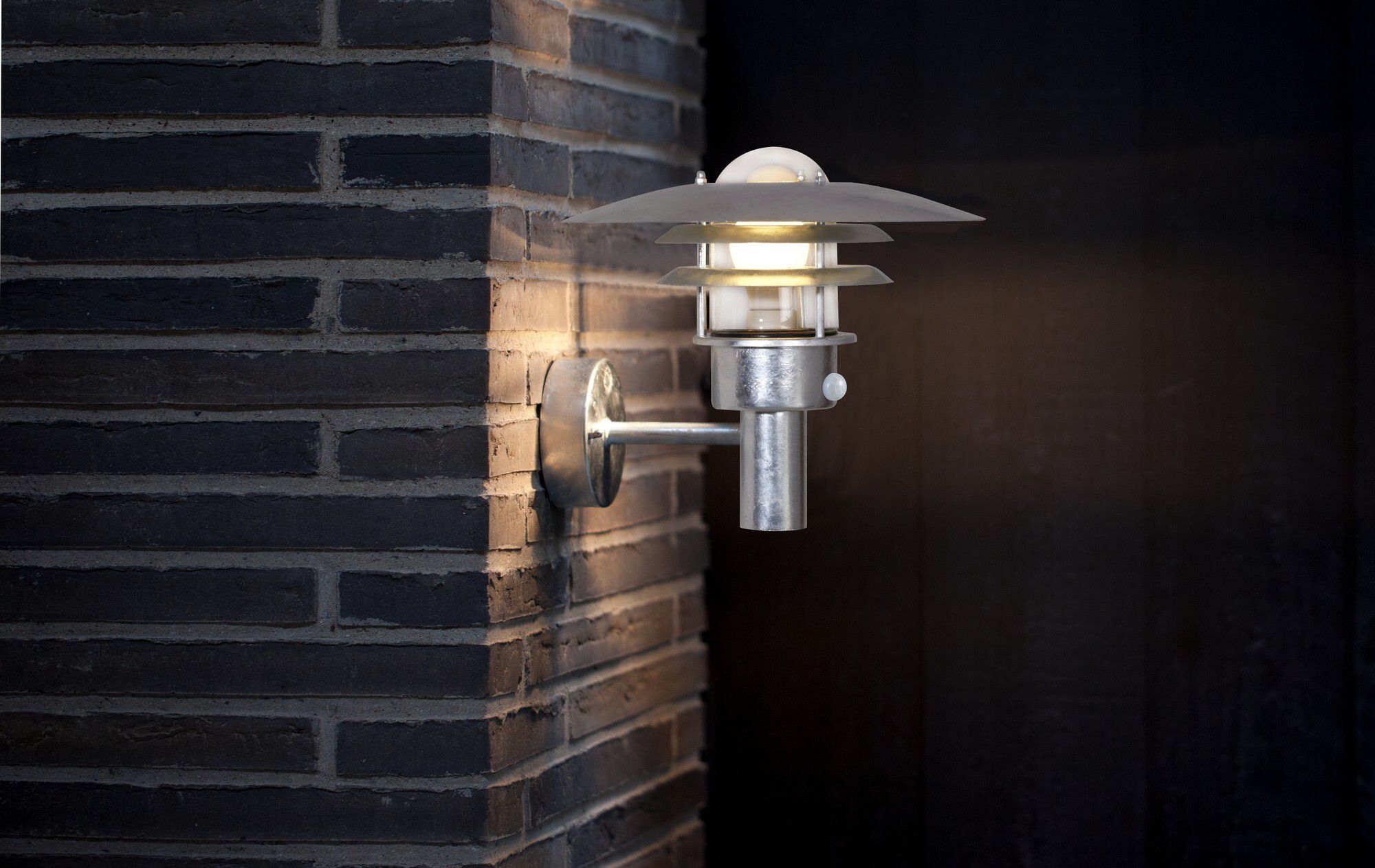 Lønstrup 32, Wandleuchte Sen, Verzinkt - E27, max. 60W, IP44