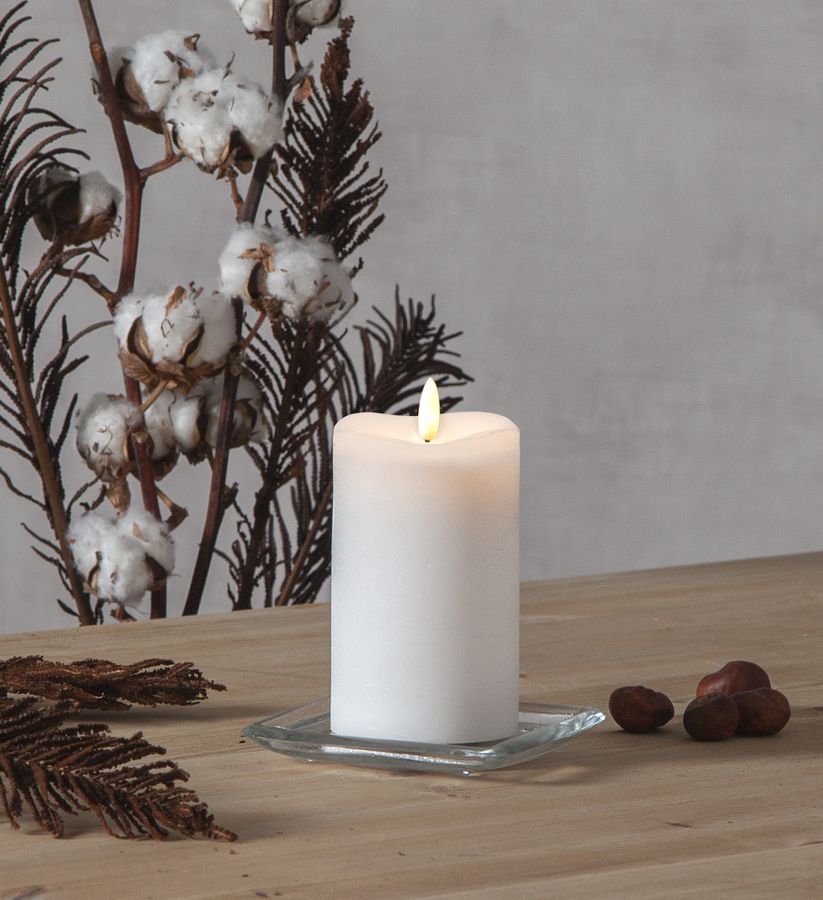 LED Pillar Kerze Flamme - Indoor, Weiss, 14cm Höhe, Timerfunktion