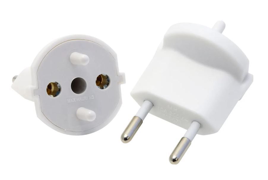Adapteur de voyage T11 CH-Schuko, 2-pôle - Schuko nach Schweiz T11 / 2-Polig,  weiss, 250V / 10A, 60x45x45mm / 26g, nicht wieder demontierbar
