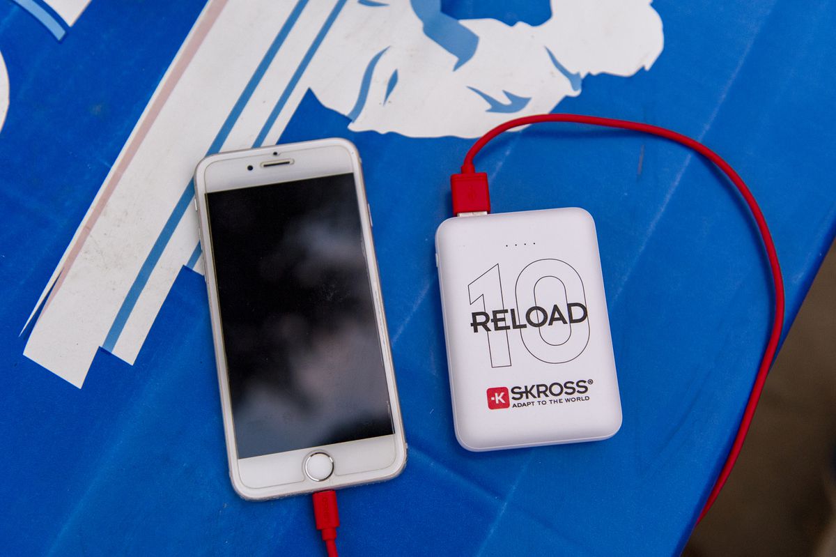 Powerbank NEW Reload 10 - Kapazität: 10000mAh, Output: 2xUSB-A, 5.0V / max. 2.4A, inkl. Micro USB Kabel, weiss