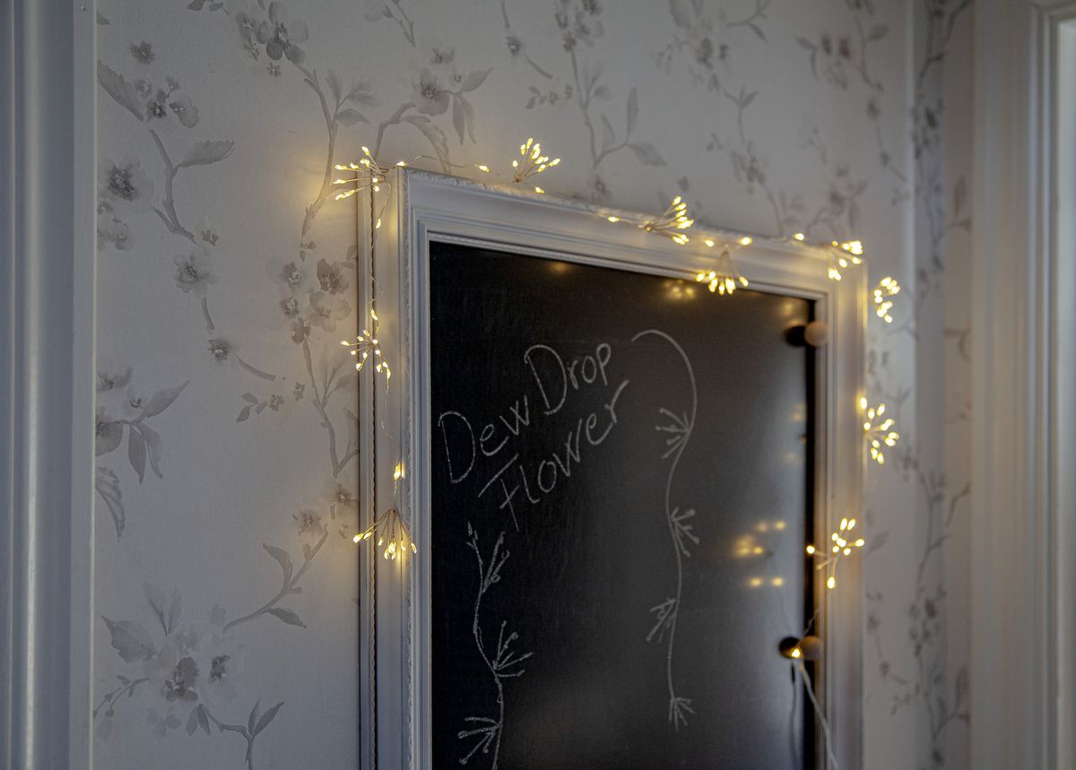 Lichterkette Dew Drop Flower - IP20, Warmweiss, Silber