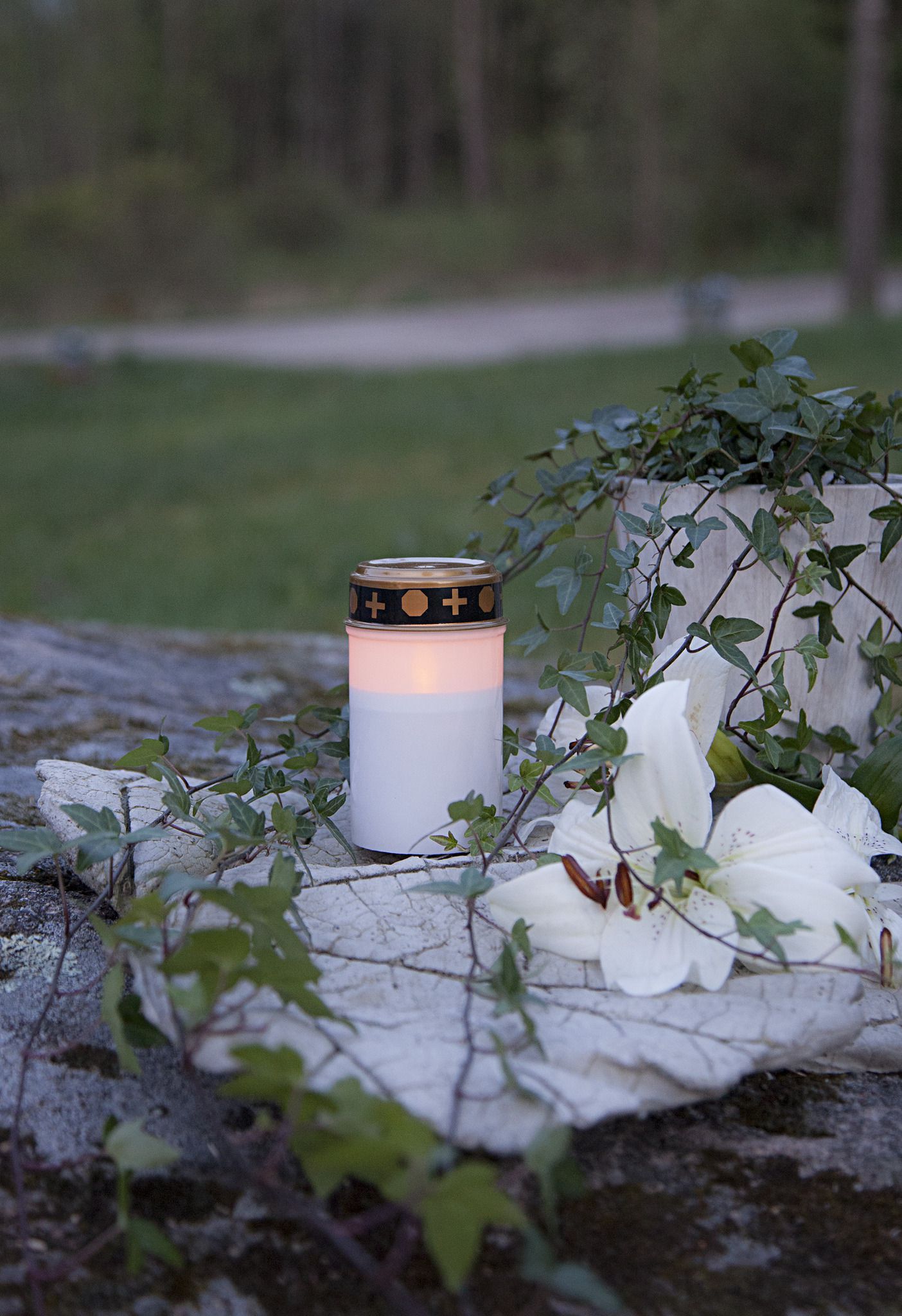 Bougie de tombe LED Serene - Outdoor, Opaque, 12cm Höhe, Timerfunktion