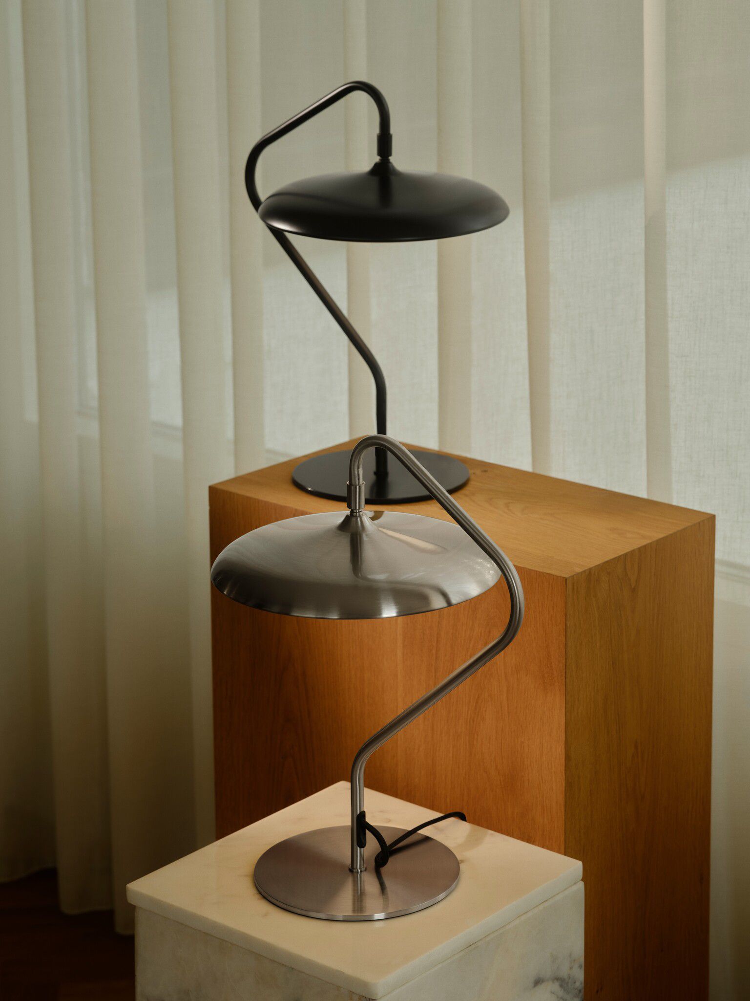 Tischleuchte Artist Edelstahl - LED-Modul, 15W, 3000K, 1000Lm, IP20