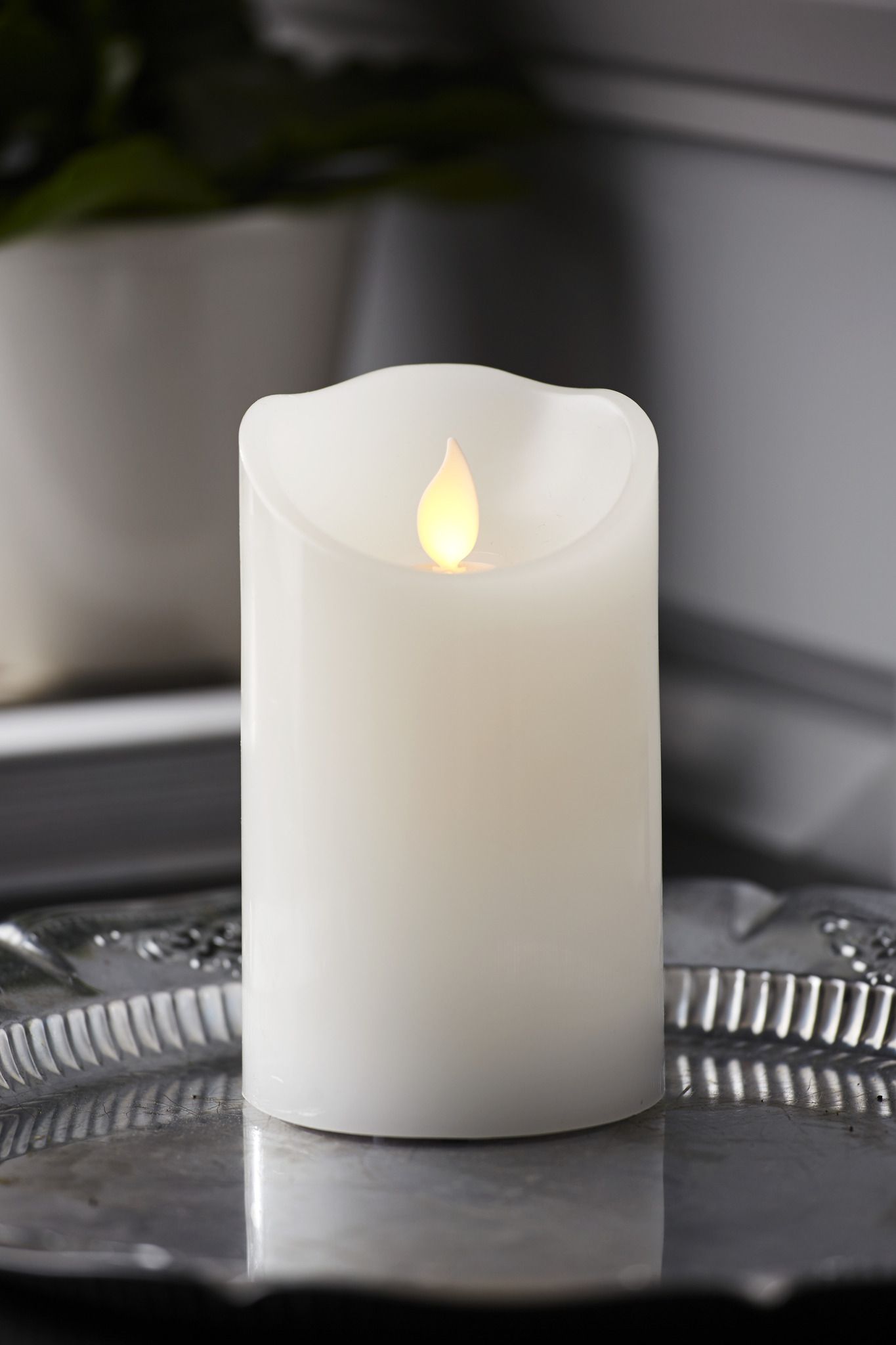 LED Pillar Kerze M-Twinkle - Indoor, Weiss, 12.5cm Höhe, Timerfunktion