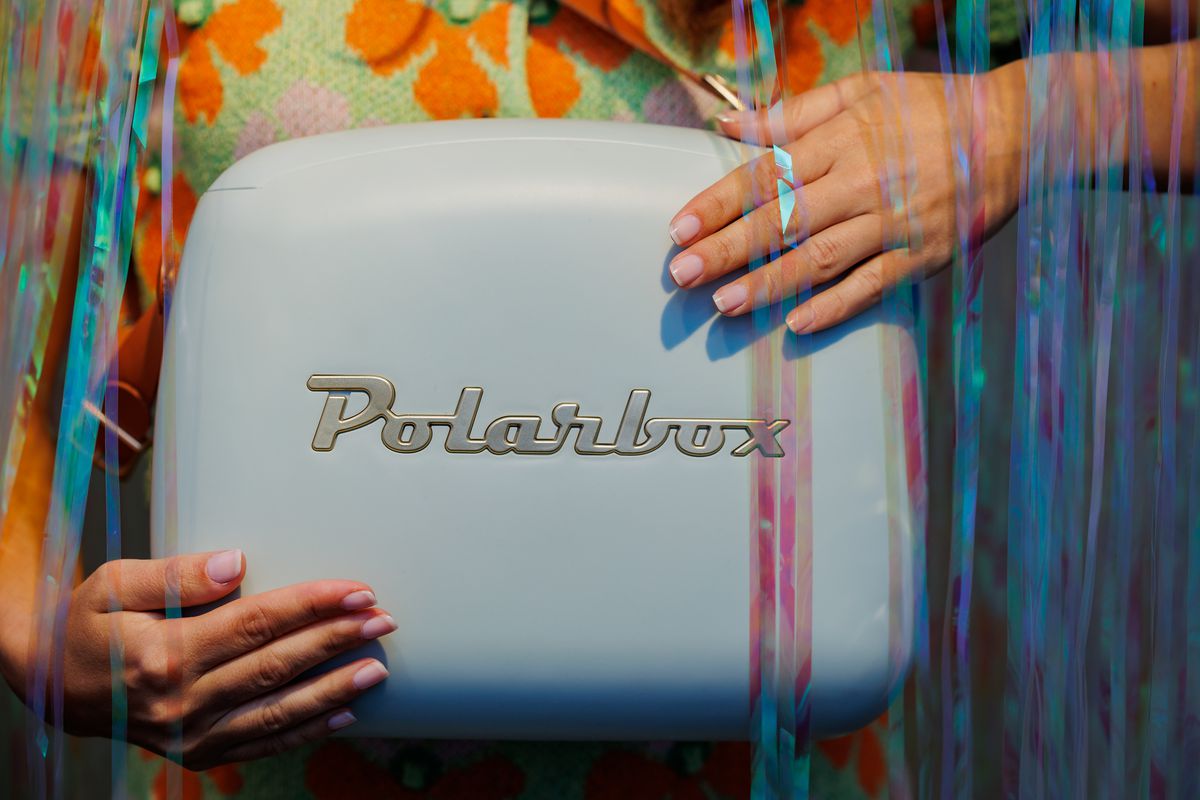 Polarbox CoolerBag foggy 6l inkl. 2 Frischhalte-Dosen 2x nude - Kühlbox, 6l, Vintage Design