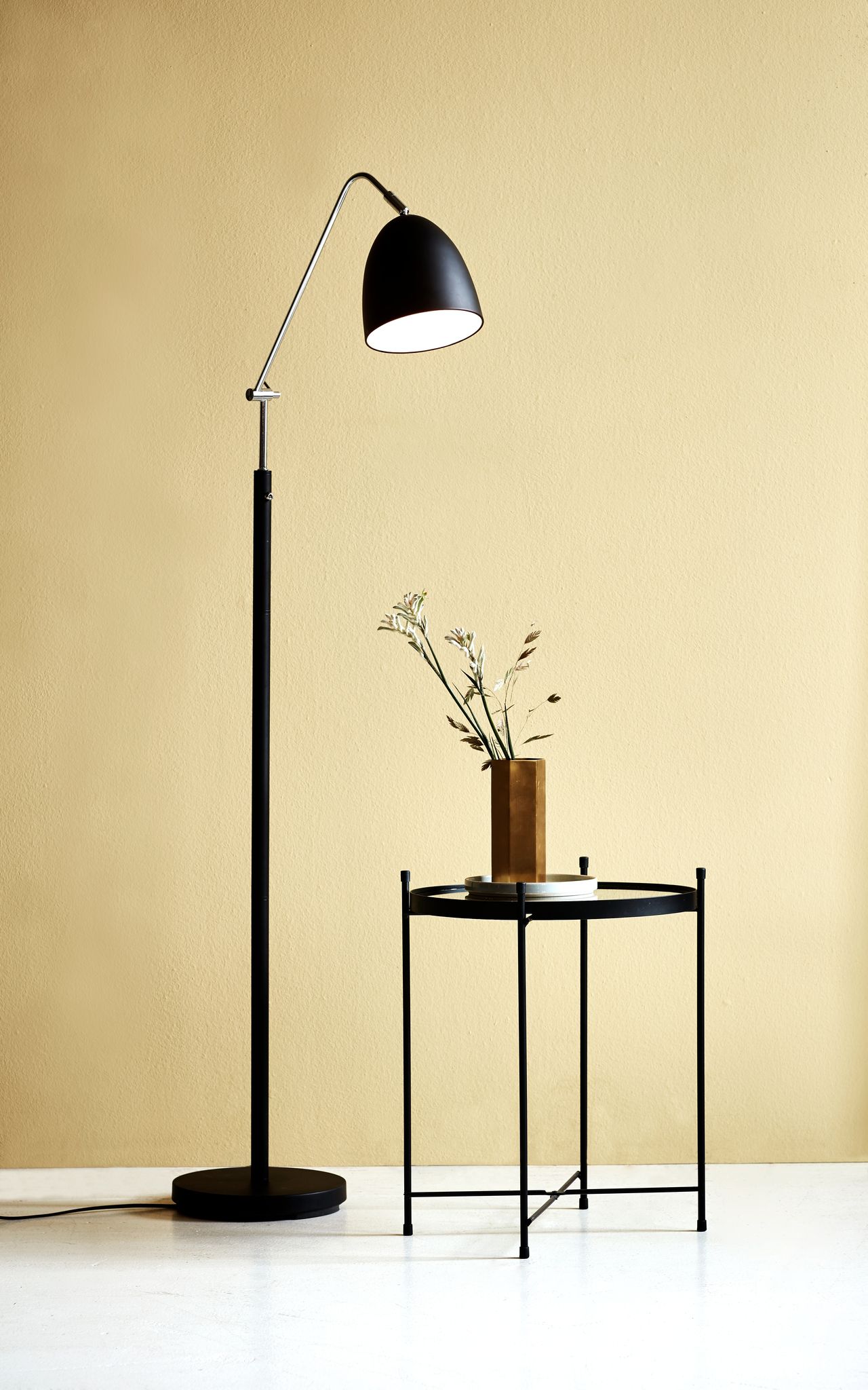 Alexander, Stehleuchte, Schwarz - E27, max. 15W, IP20
