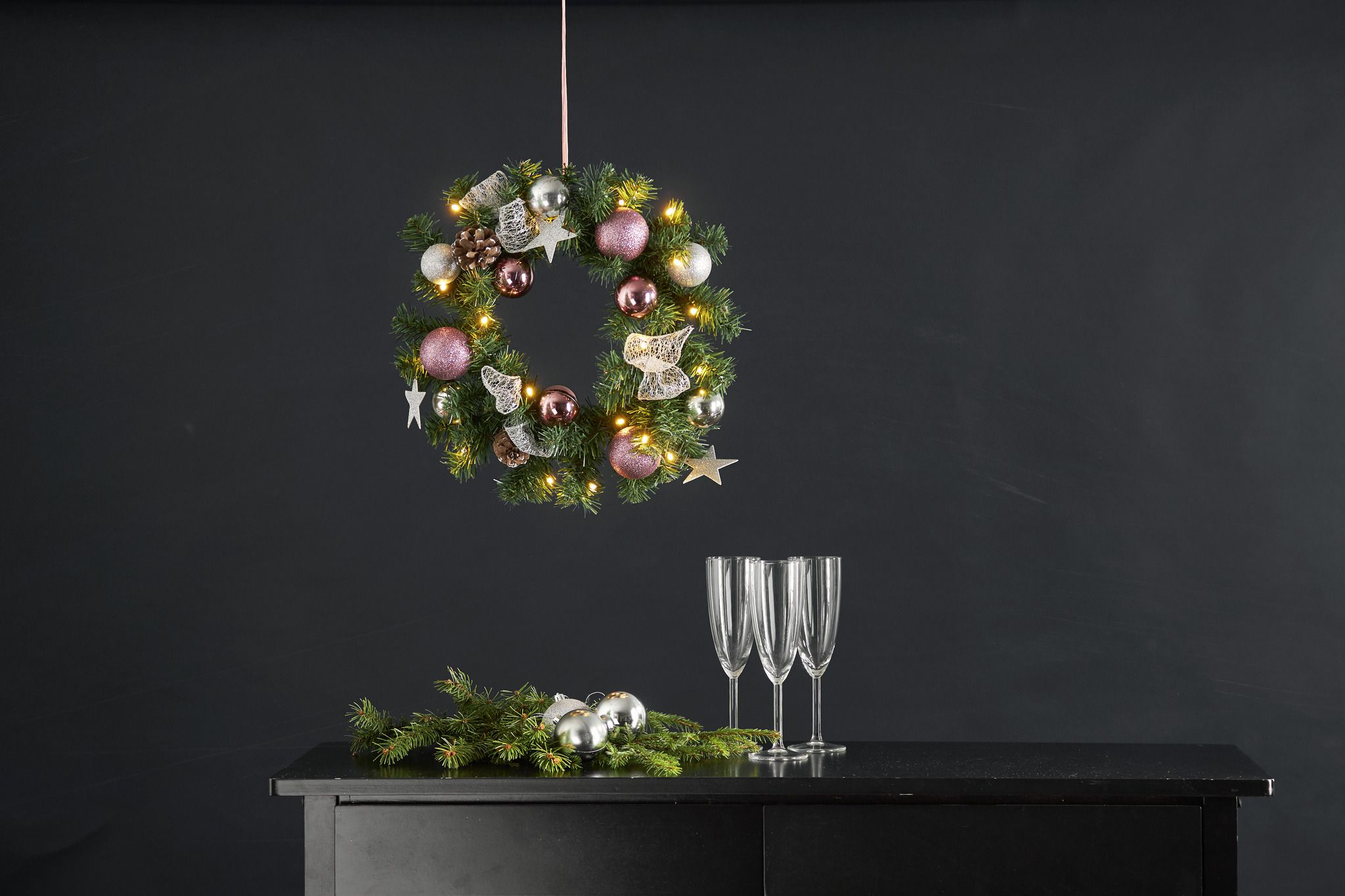 Kranz Noel - IP20, Warmweiss, 20 LED's