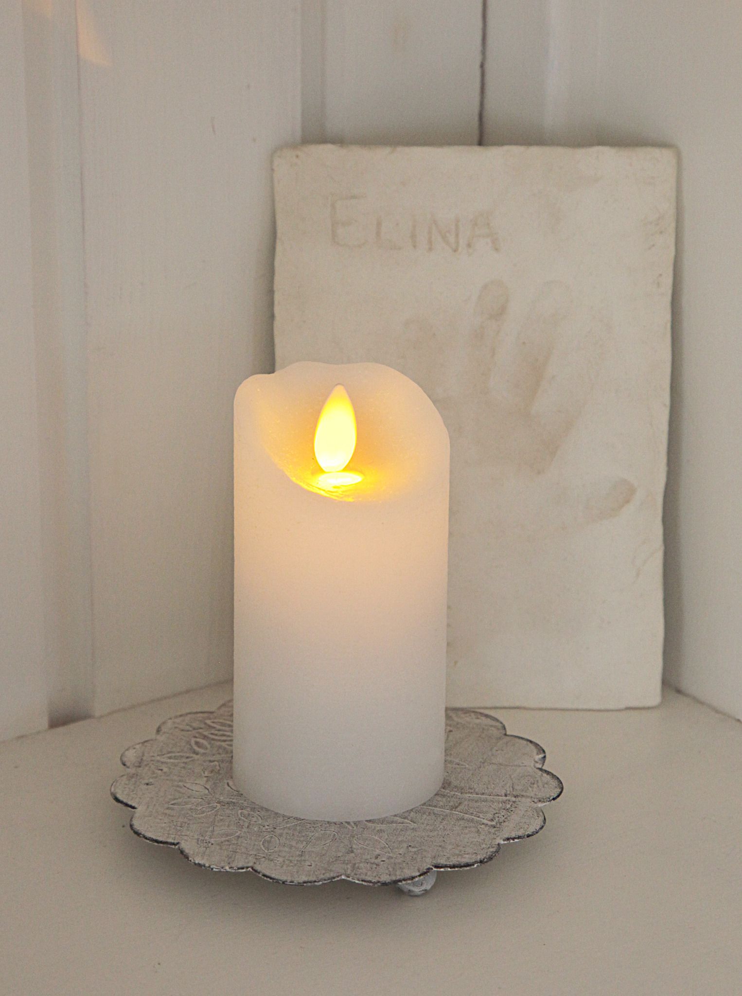 LED Pillar Kerze Glow - Indoor, Weiss, 10cm Höhe, Timerfunktion