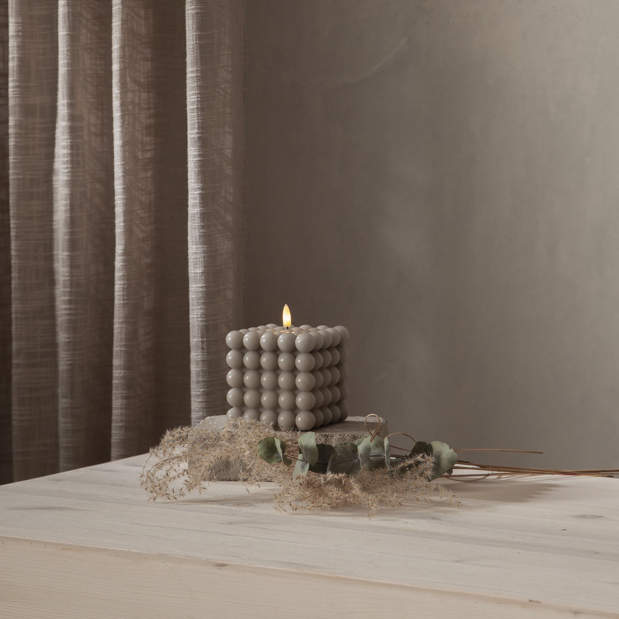 LED Pillar Kerze Flamme Dot - Indoor, Grau, 12.5 cm höhe, Timerfunktion