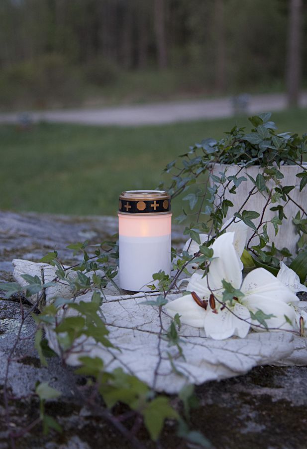 Bougie de tombe LED Serene - Outdoor, Opaque, 12cm Höhe, Timerfunktion