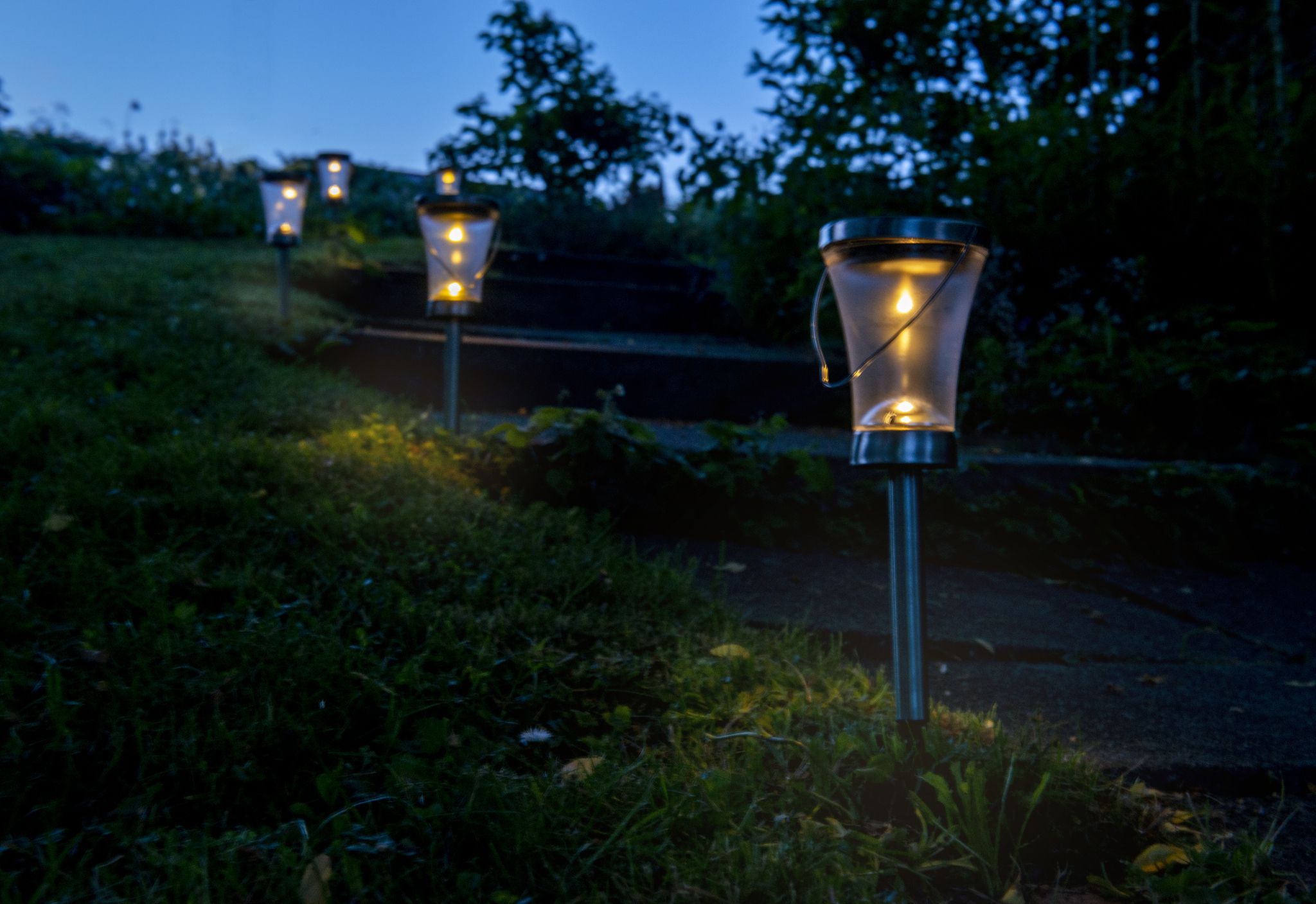 2er-Set LED Deko Solarleuchte - IP44, warmweiss