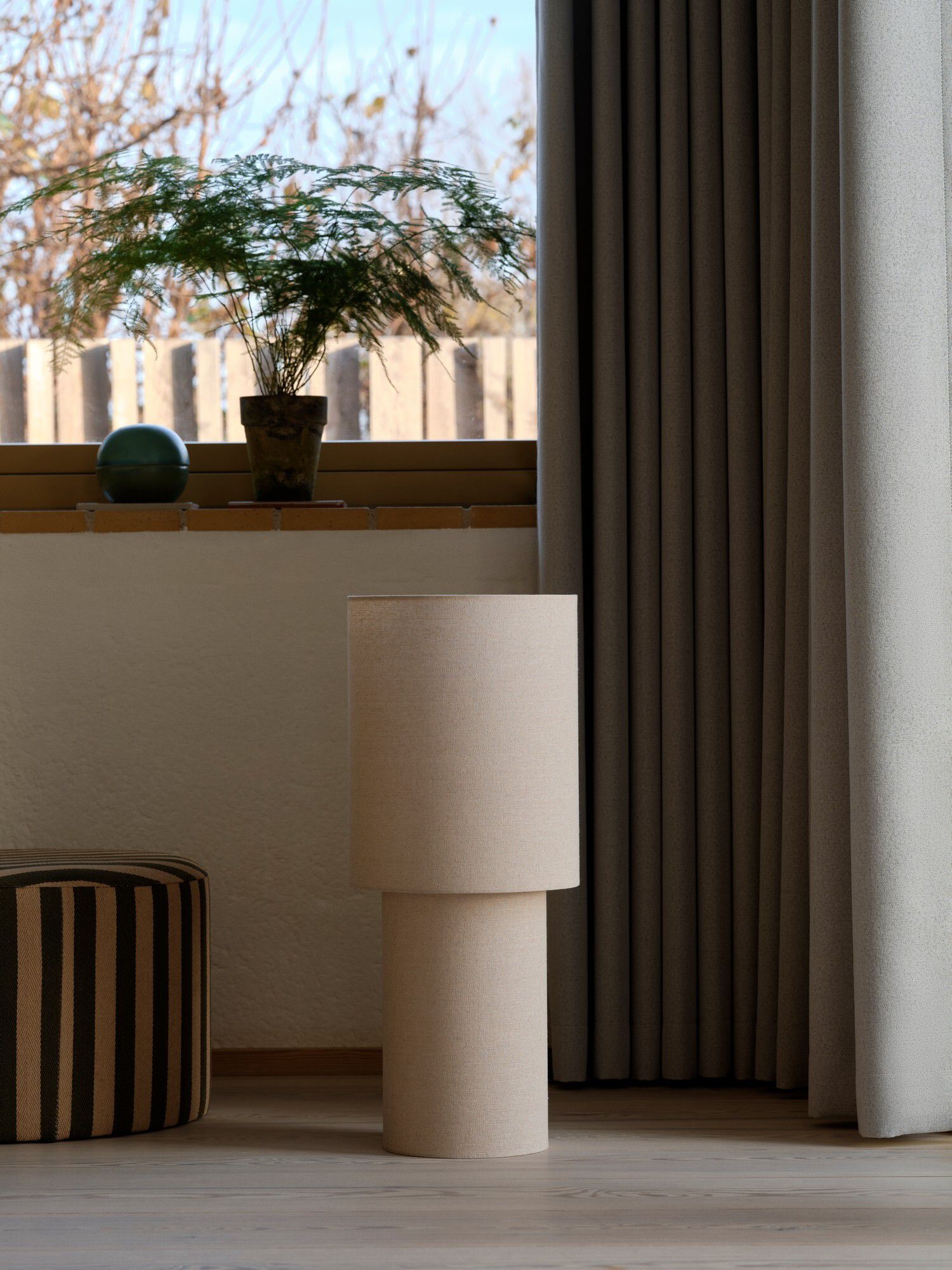 Stehlampe Izara 60 Beige - E27, IP20, 230V
