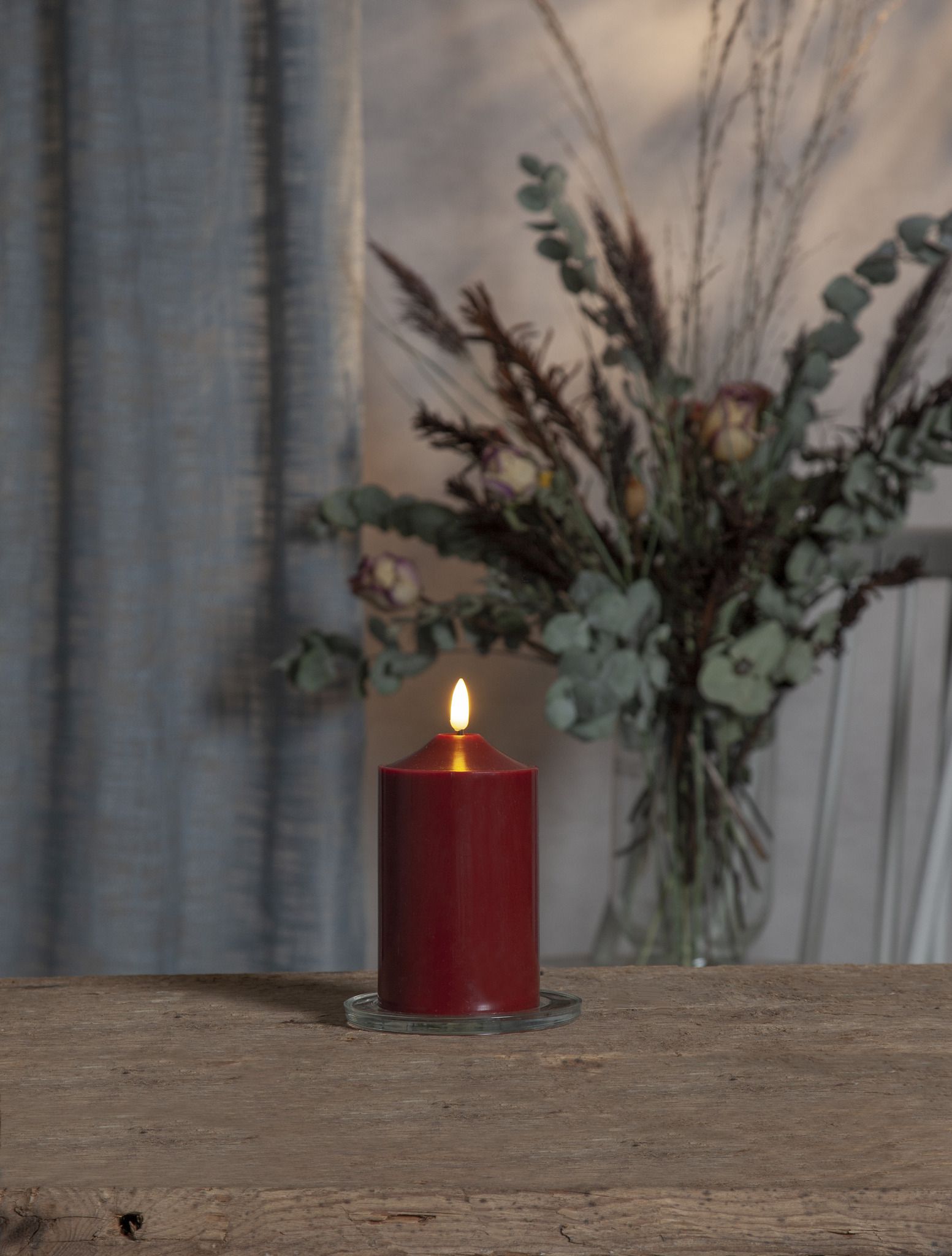LED Pillar Kerze Flamme - Indoor, Rot, 15cm Höhe, Timerfunktion