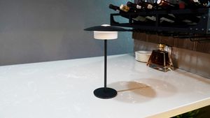 Akku-Tisch-Wandleuchte FlexiLight - 1800-3000K,400lm, IP44