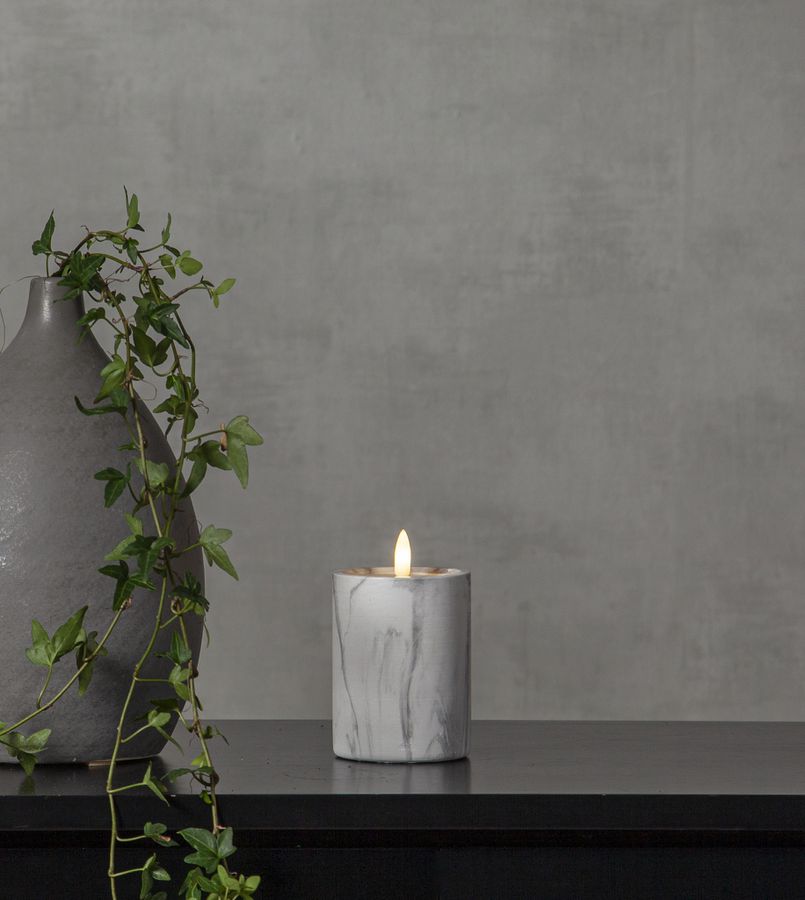 LED Pillar Kerze Flamme Marble - Indoor, Grau, 12.5cm, Timerfunktion