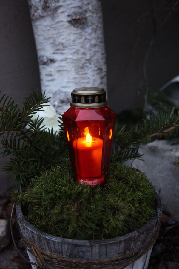 Grablicht-Display Serene - Outdoor, Rot, 34cm Höhe, keine Timerfunktion