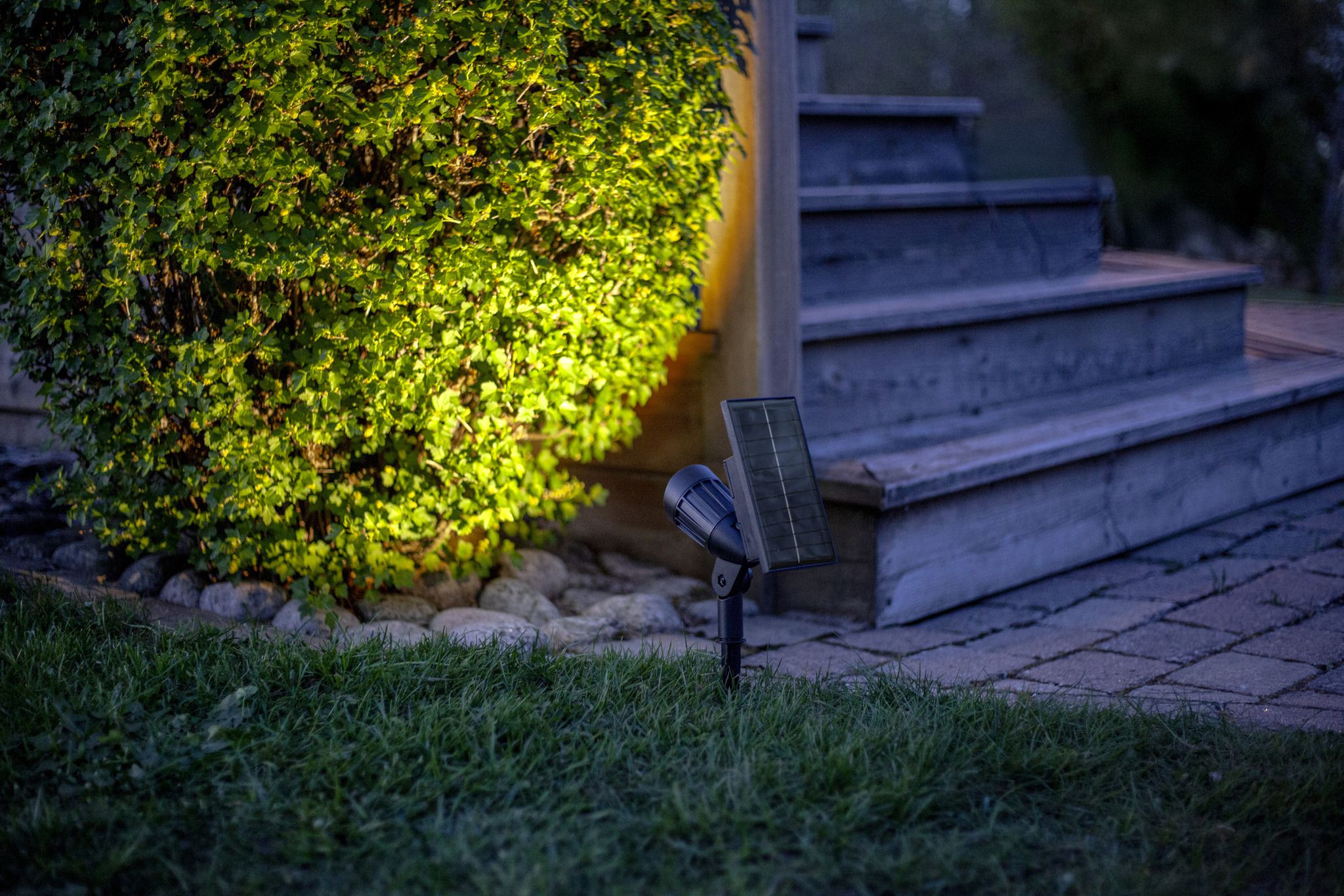 Solar Spotlight Powerspot - Indoor, Outdoor, RGBW, Schwarz