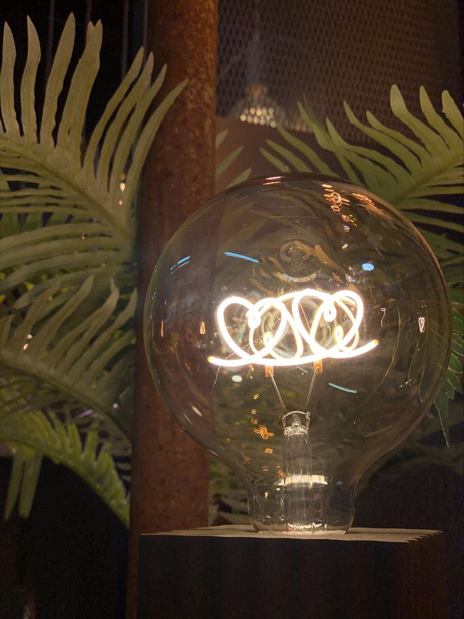 LED Leuchtmittel Double Hearts stehend - E27, 300Lm, 2200K, 4W, 230V
