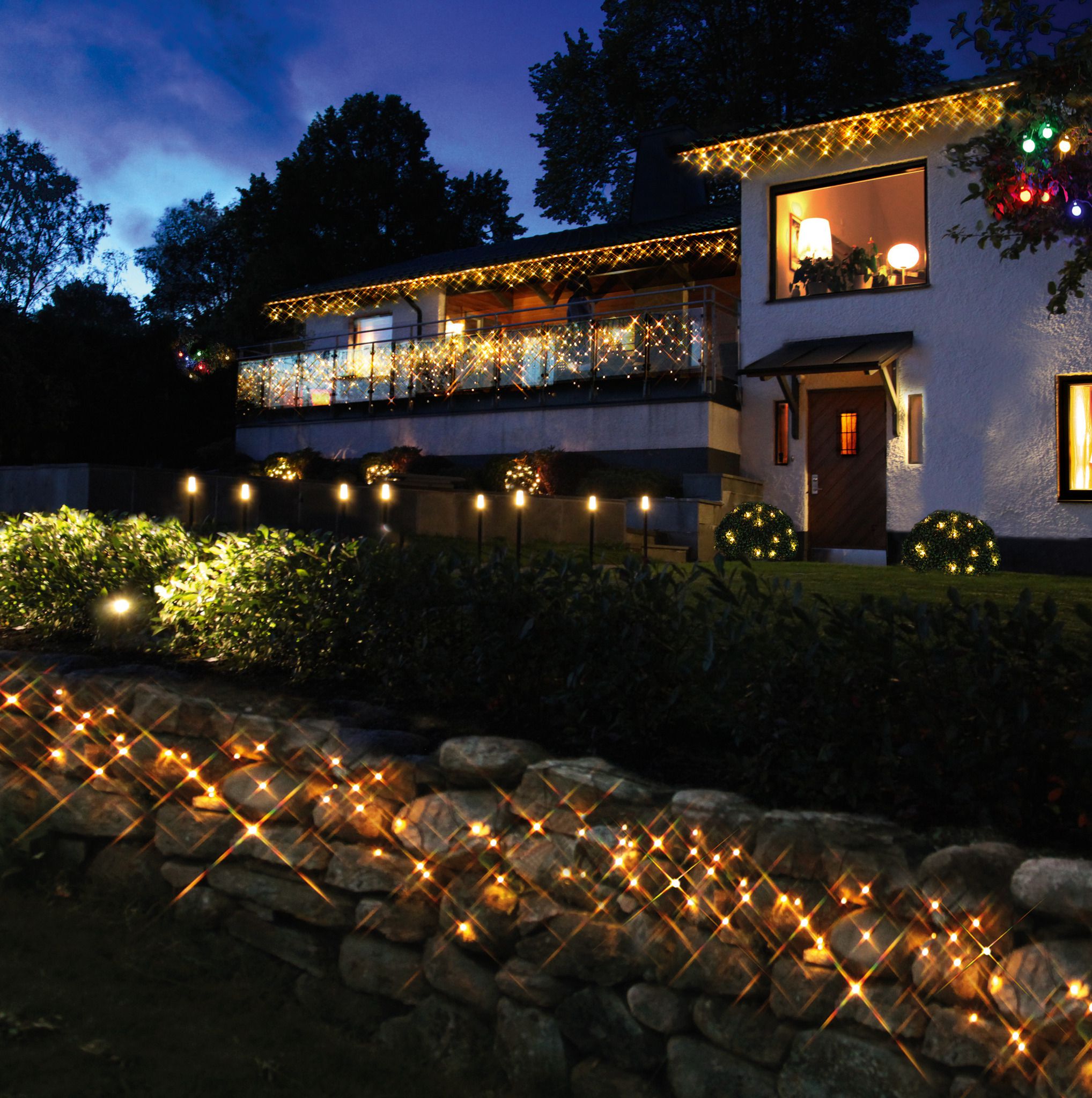 System 24 Extra, Icicle, 300x40cm - Schwarz, Warmweiss