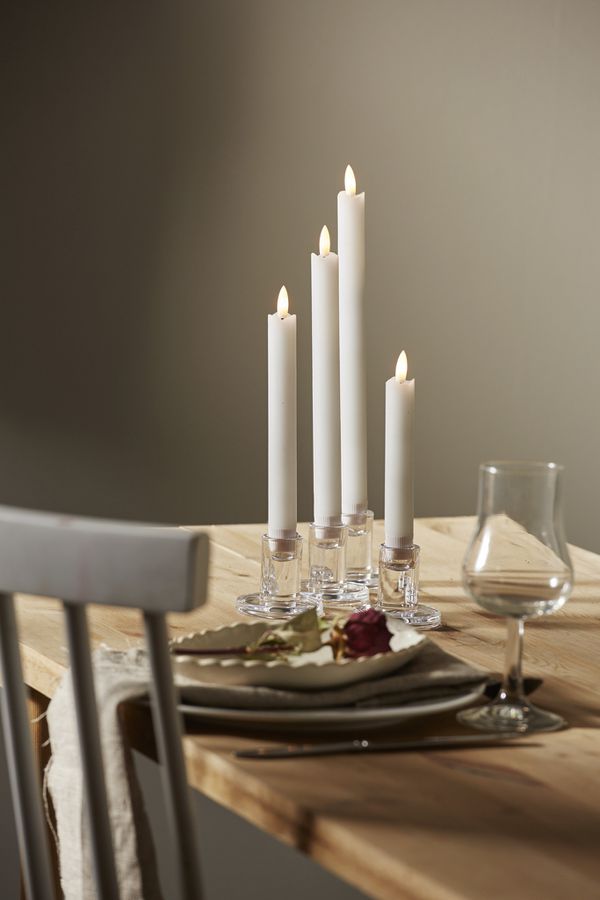 LED Dinner Kerze 4er Pack Flamme - Indoor, Weiss, 28.5cm Höhe, Timerfunktion
