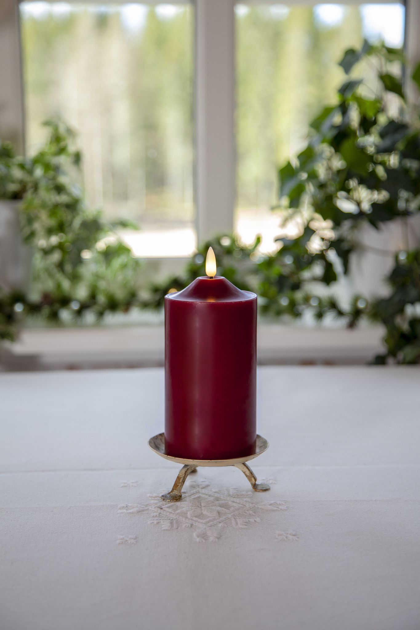 LED Pillar Kerze Flamme - Indoor, Weiss, 17cm Höhe, Timerfunktion