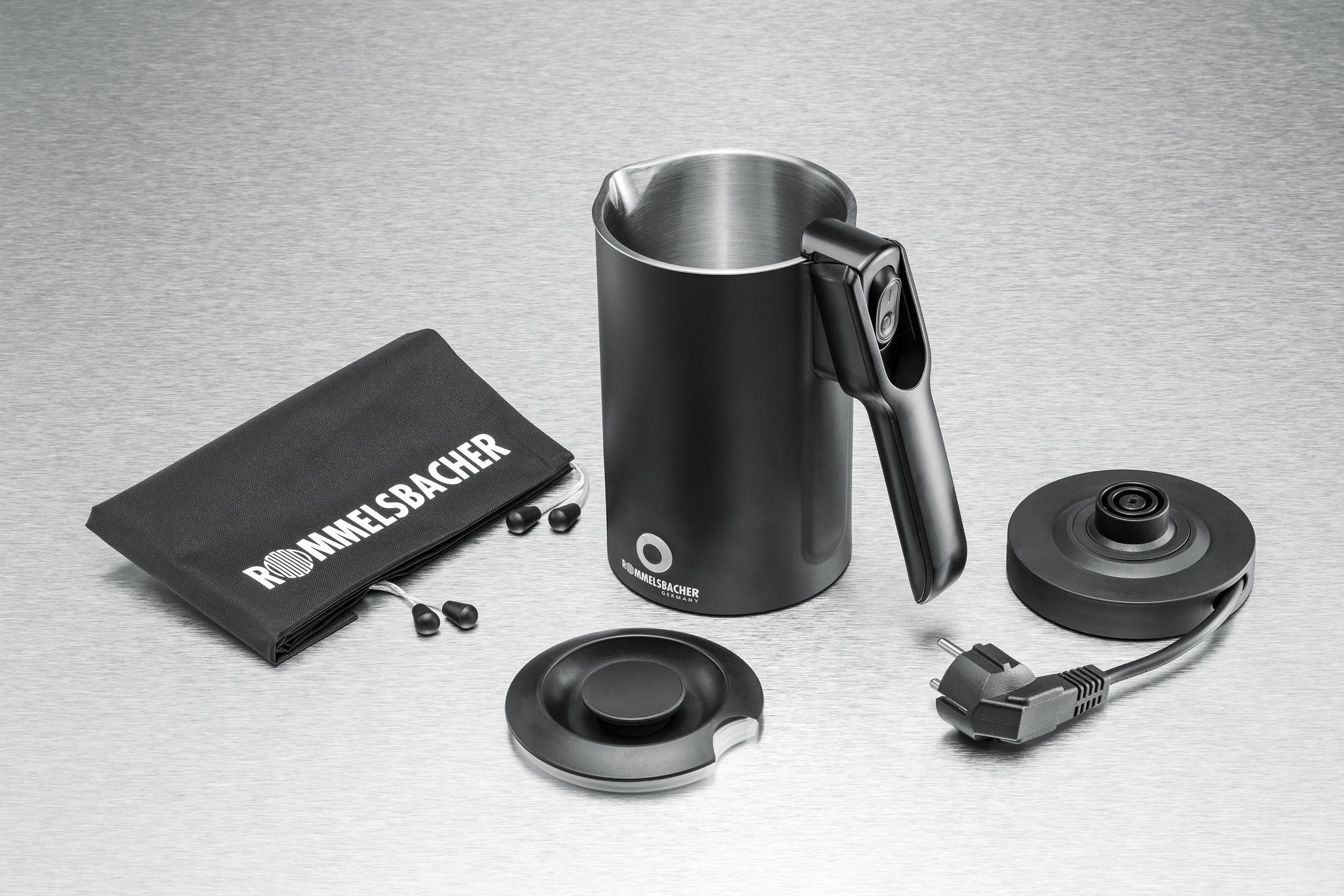 Reisewasserkocher WK 1000 Swiss Travel Edition - 0.6L, Schwarz, 1000W, CH-Stecker, inkl. CH-EU Reiseadapter