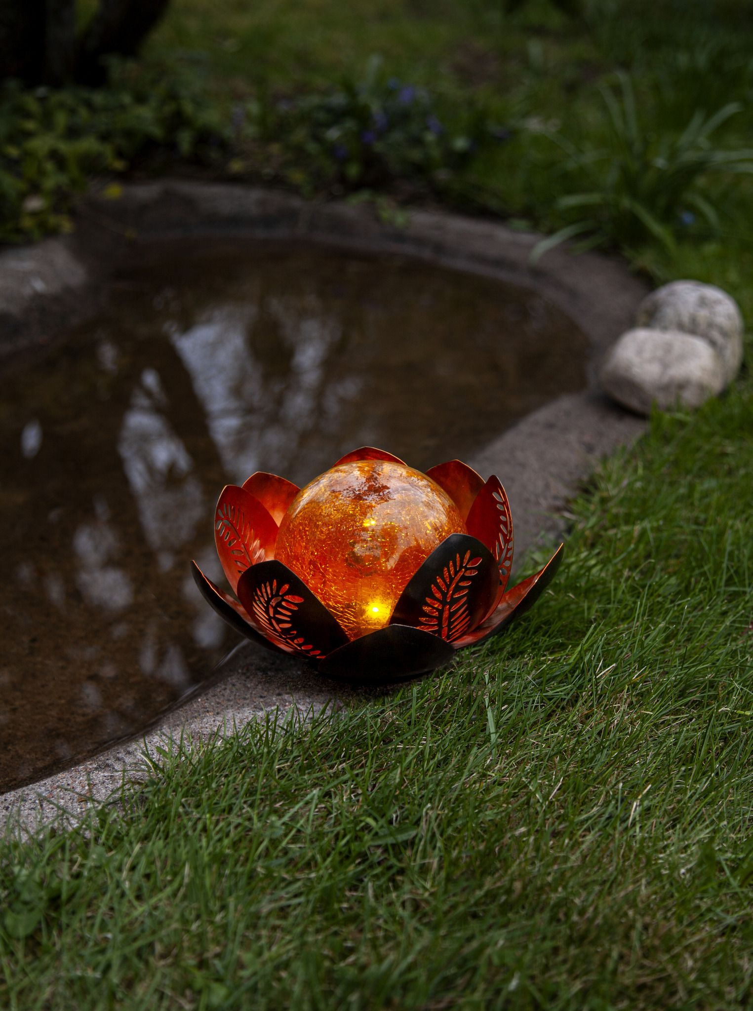 Solar Decoration Lilly - Warmweiss, IP44, Amber