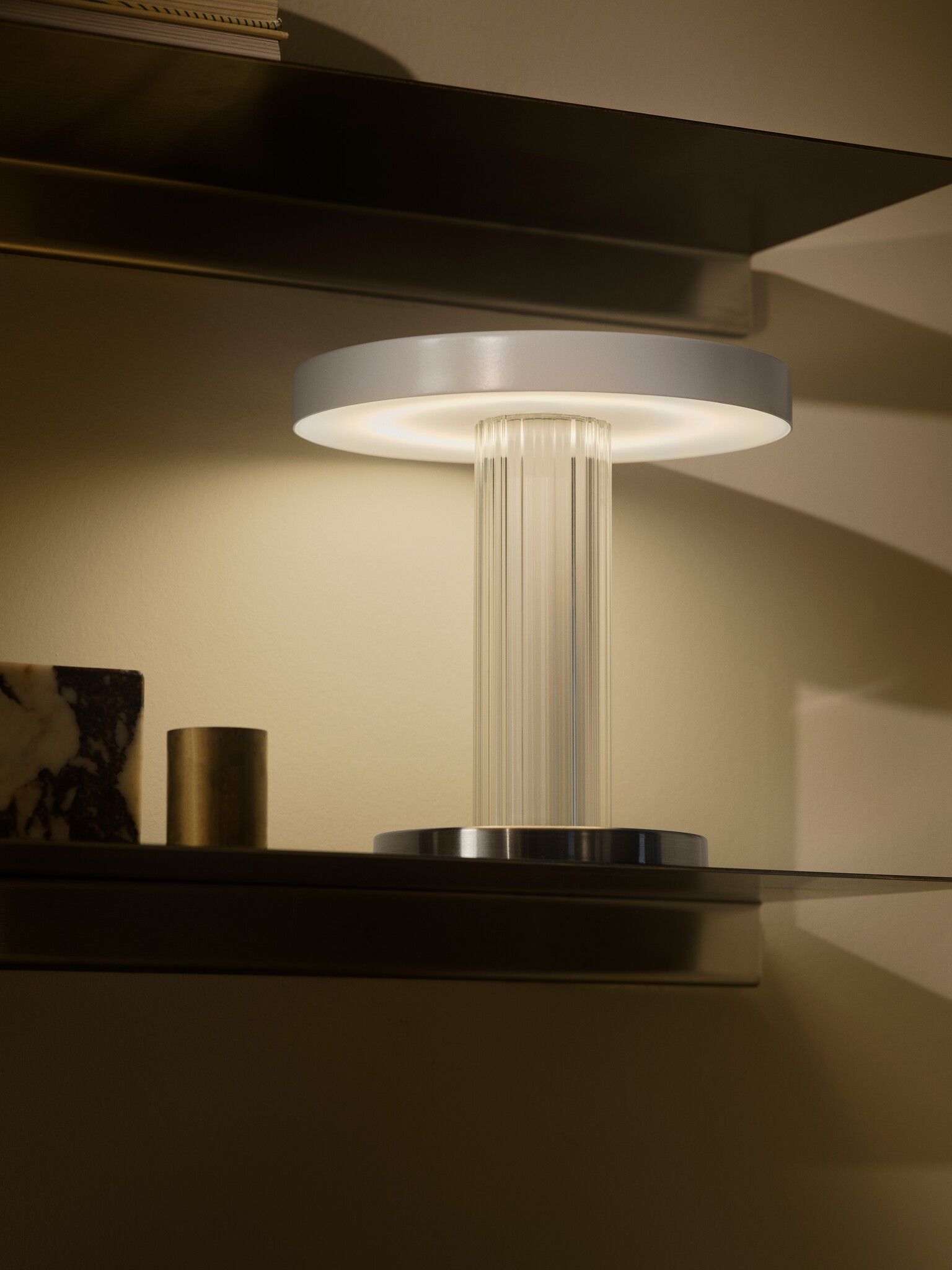 Akku Tischleuchte Trezzi Weiss - LED-Modul, 4W, 3000K, 225Lm, IP20