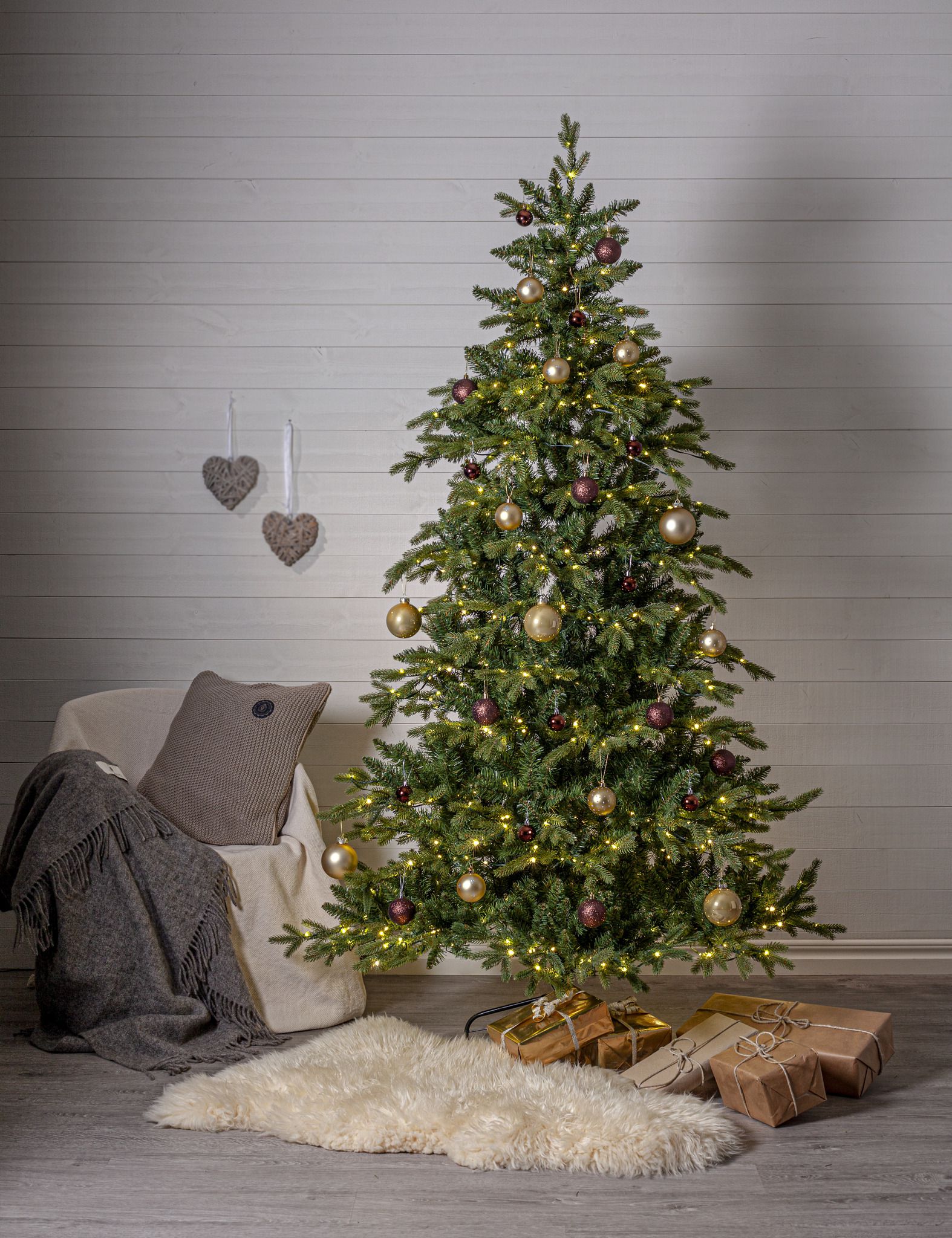 Künstlicher Weihnachtsbaum LED Larvik 700 - Grün, 700 LED's, 210.00cm Höhe