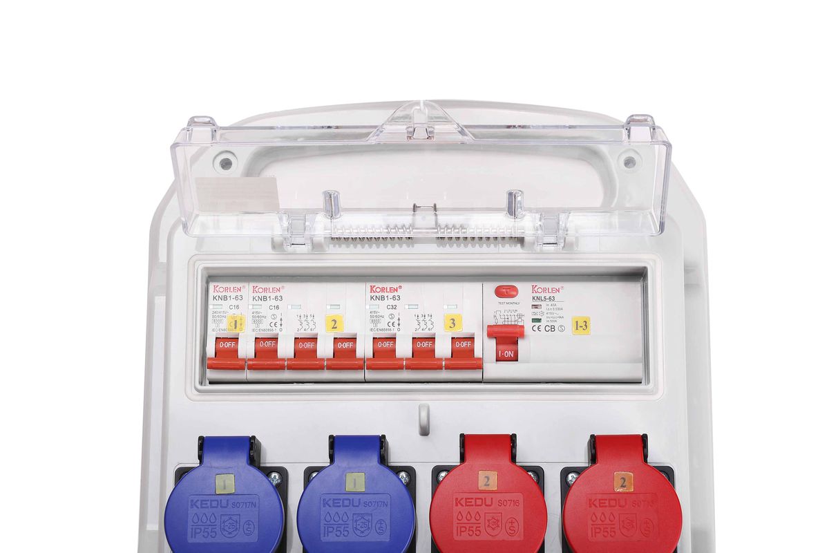 Wandstromverteiler 32A IP44/IP55 - Input: 1x CEE32/5 Output: 1xCEE32/5 1xCEE16/5 2xT23 2xT25