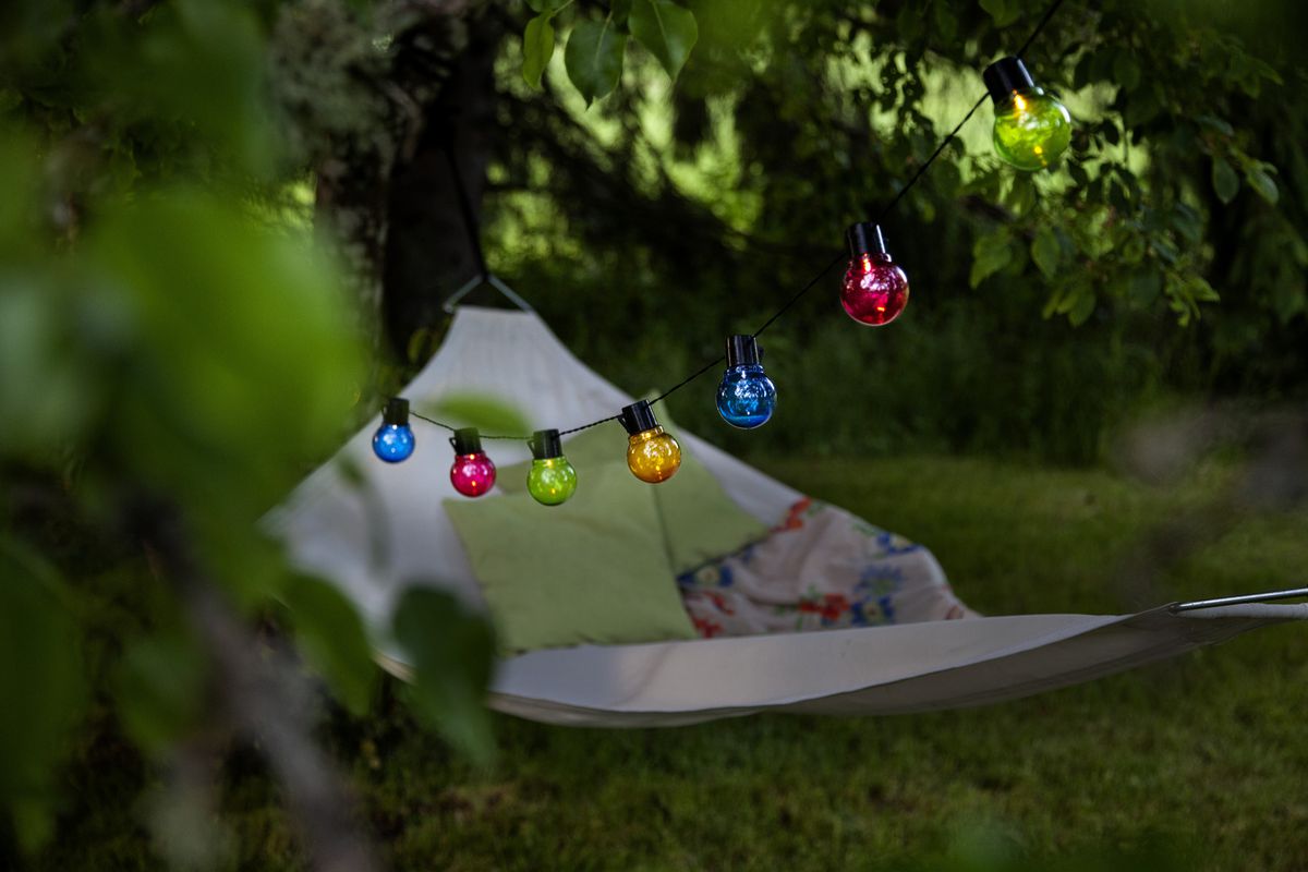 Solar Lichterkette Partaj Multicolor - IP44, Warmweiss, Dämmerungssensor