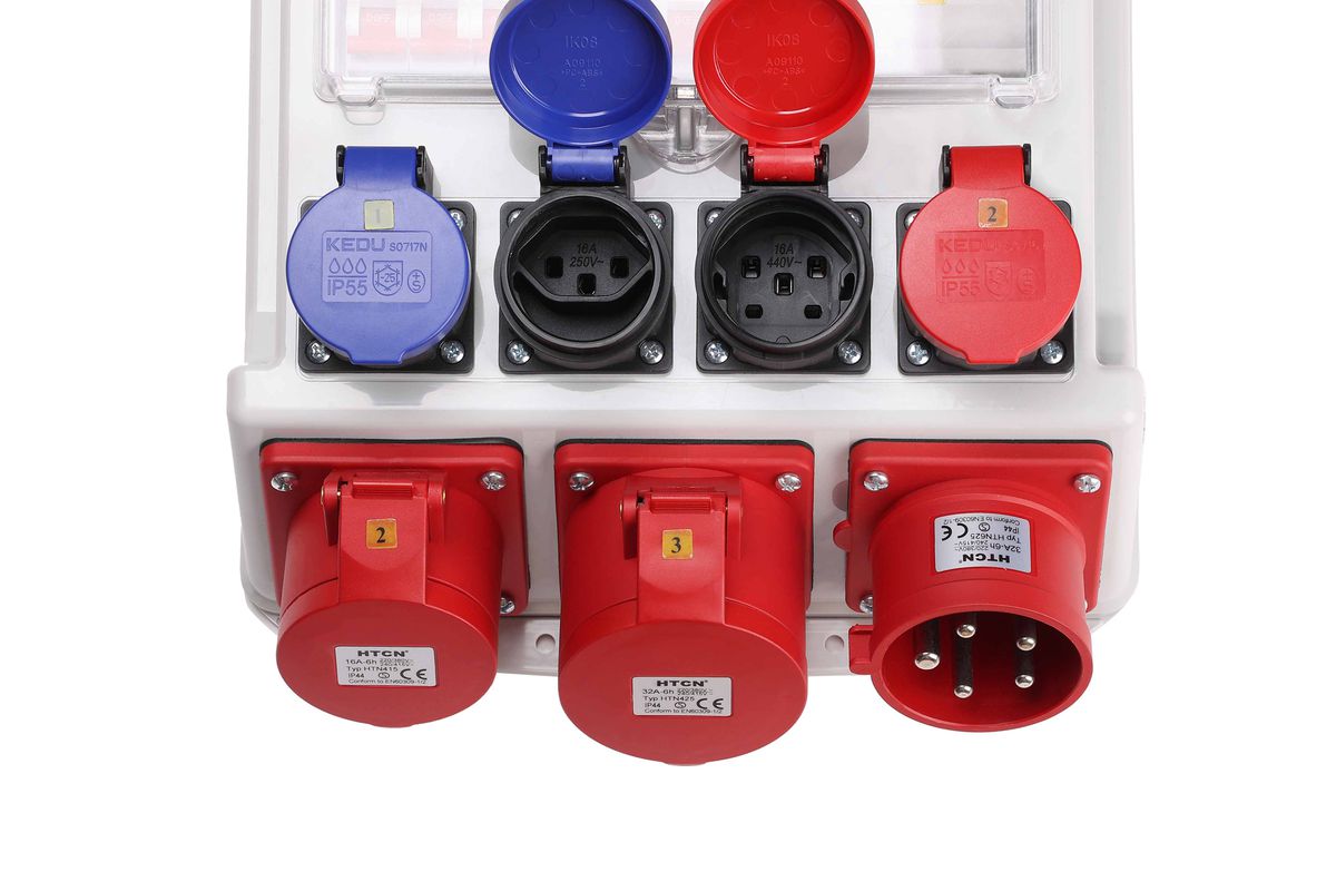 Wandstromverteiler 32A IP44/IP55 - Input: 1x CEE32/5 Output: 1xCEE32/5 1xCEE16/5 2xT23 2xT25