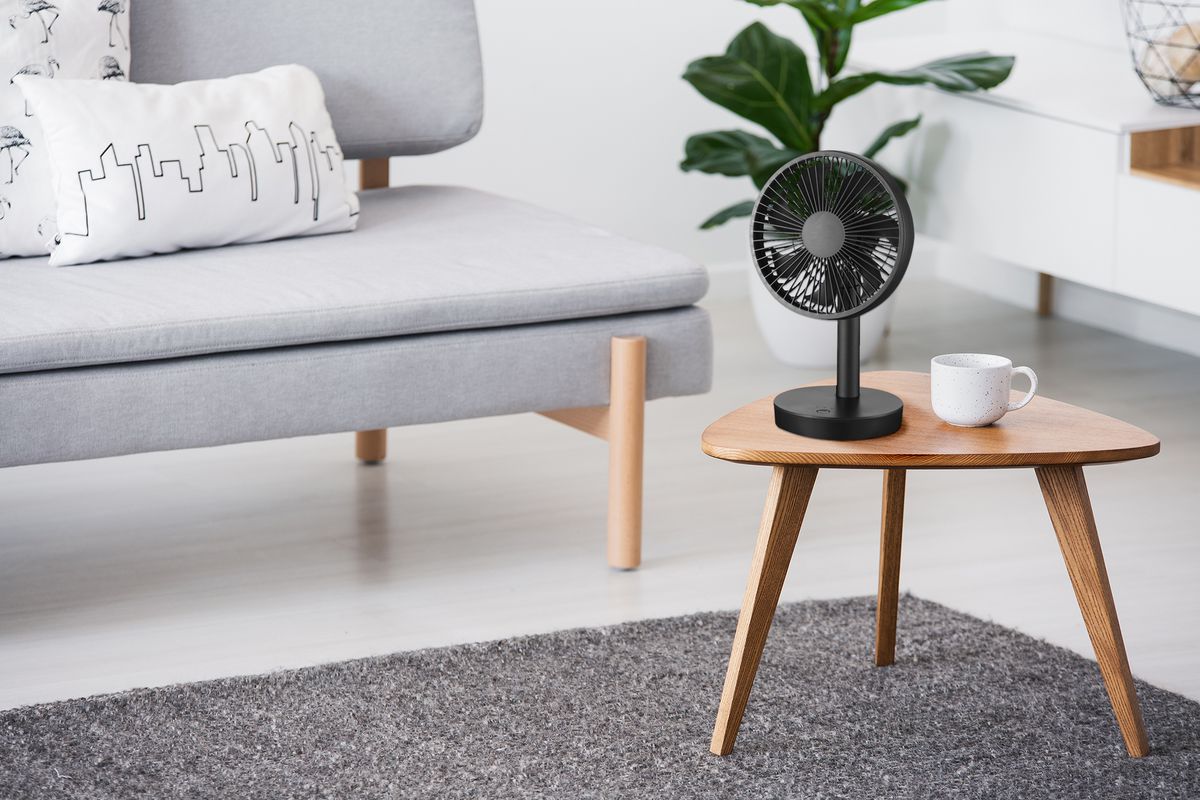 HEDEUN USB-Tischventilator, akkubetrieben, blauschwarz - 4 Geschwindigkeits-Stufen, wiederaufladbar, ultraleise