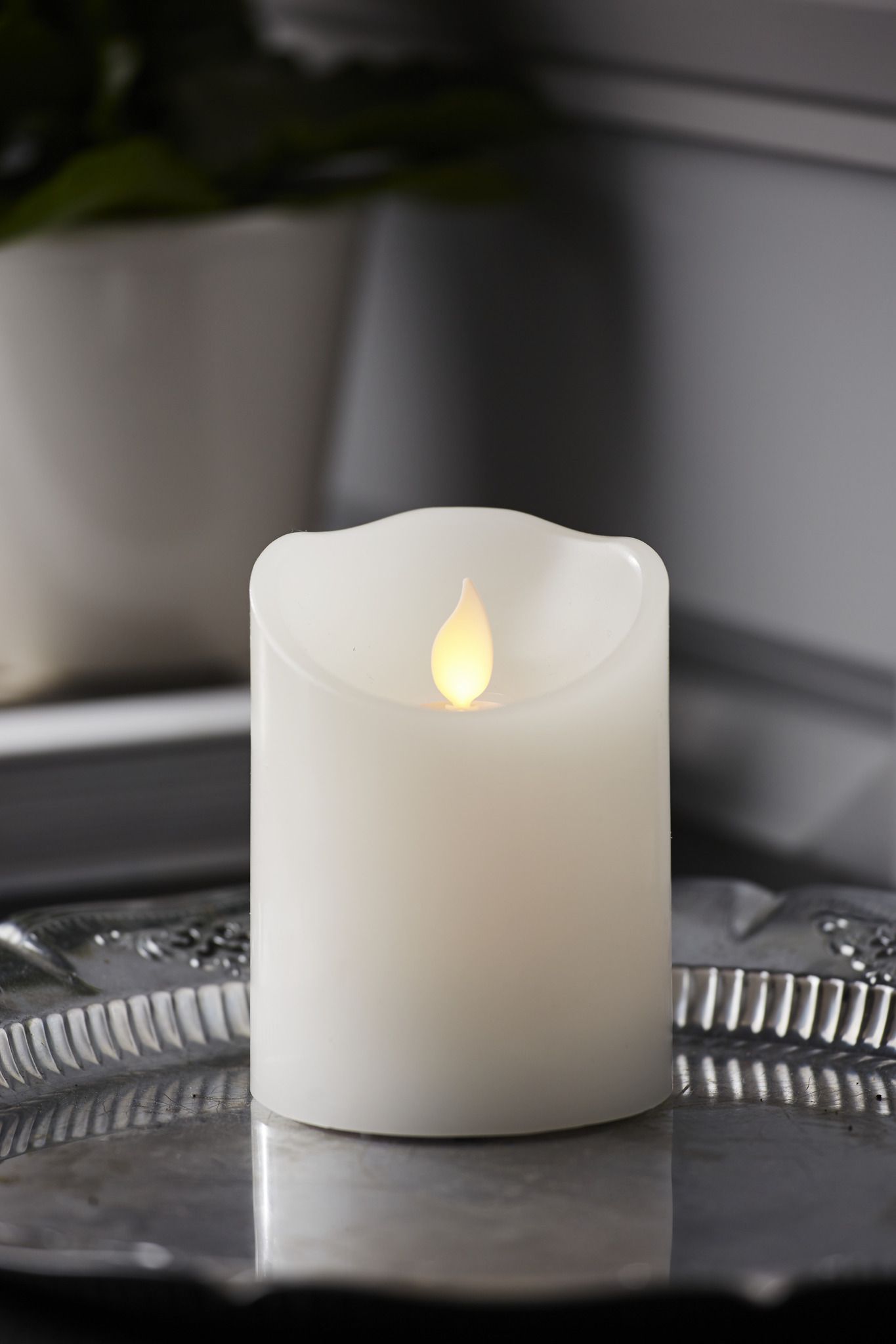 LED Pillar Kerze M-Twinkle - Indoor, Weiss, 10cm Höhe, Timerfunktion