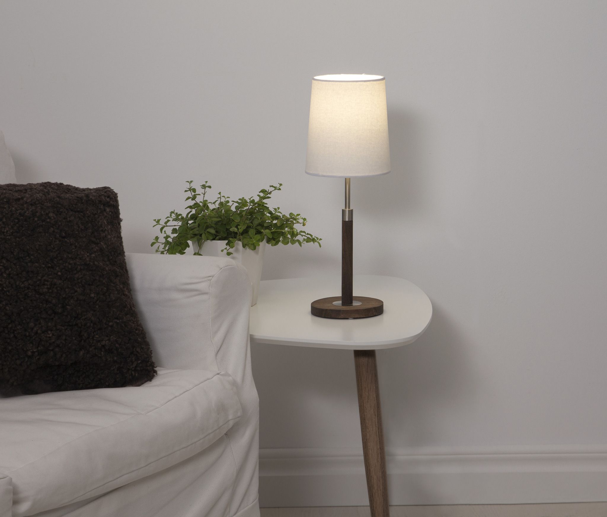 LED Leuchtmittel E14 C37 Dim To Warm - E14, 390Lm, 2700 to 1900K, 5W, 220-240VAC
