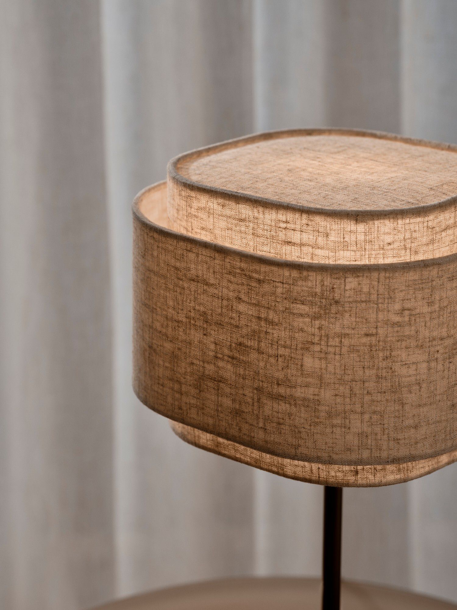 Tischlampe Takai Beige - E27, IP20, 230V