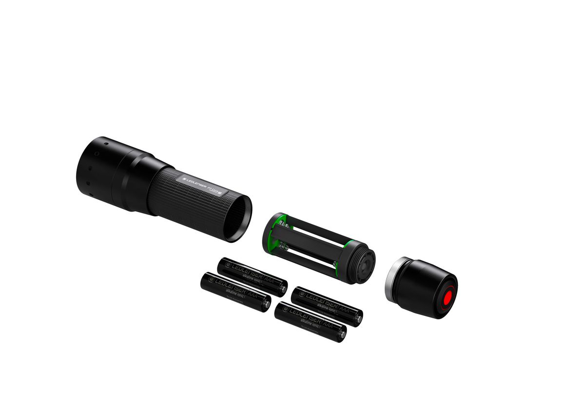 Taschenlampe P7 Core - 6000-7500K, Schwarz, Kopfdurchmesser 3.5 cm
