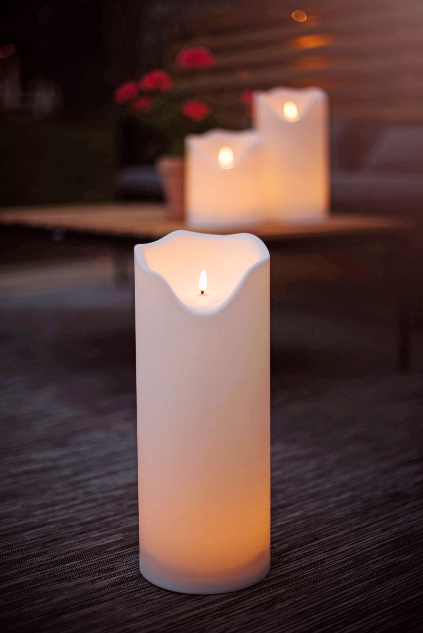 LED Pillar Kerze Flamme Grand - Outdoor, Weiss, 40 cm höhe, Timerfunktion