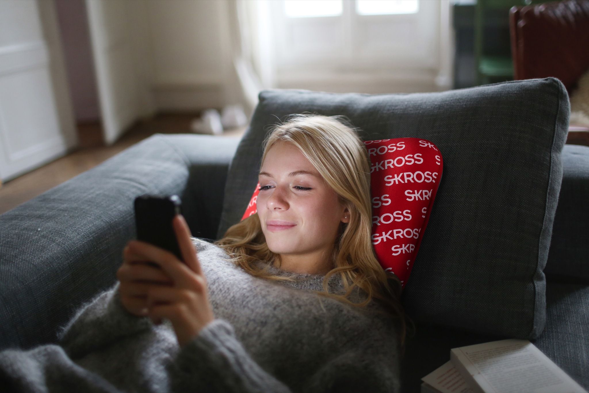 Travel Pillow "Red - SKROSS" - Reisekissen