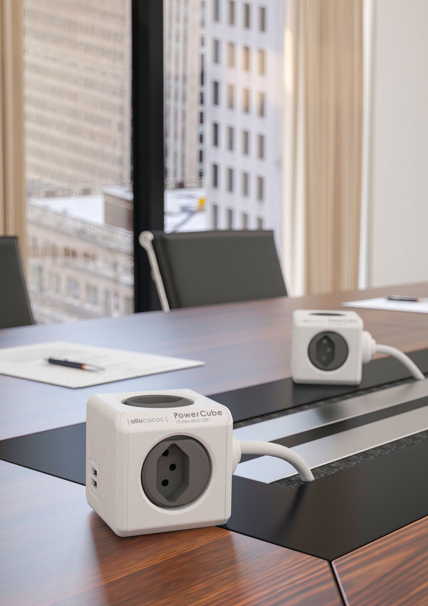 PowerCube Extended USB grau - 4xT13, 2xUSB-A max. 2.1 A, 1.5m Zuleitung T12-Stecker, inkl. Halterung + Klebestreifen, Kinderschutz