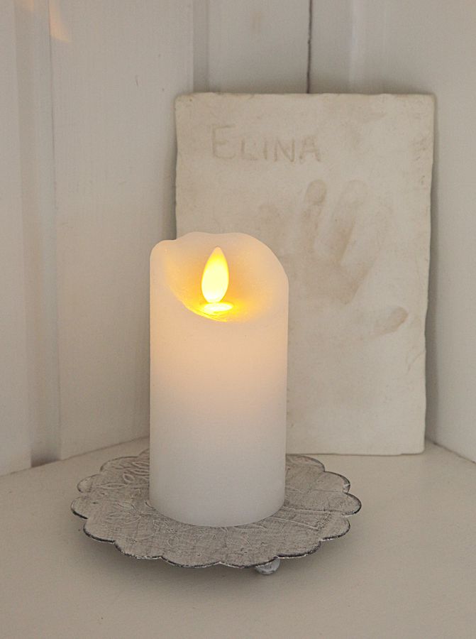 LED Pillar Kerze Glow - Indoor, Weiss, 10cm Höhe, Timerfunktion