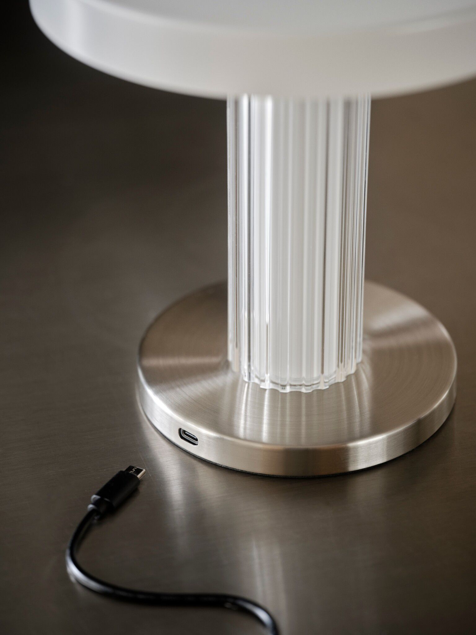 Akku Tischleuchte Trezzi Weiss - LED-Modul, 4W, 3000K, 225Lm, IP20