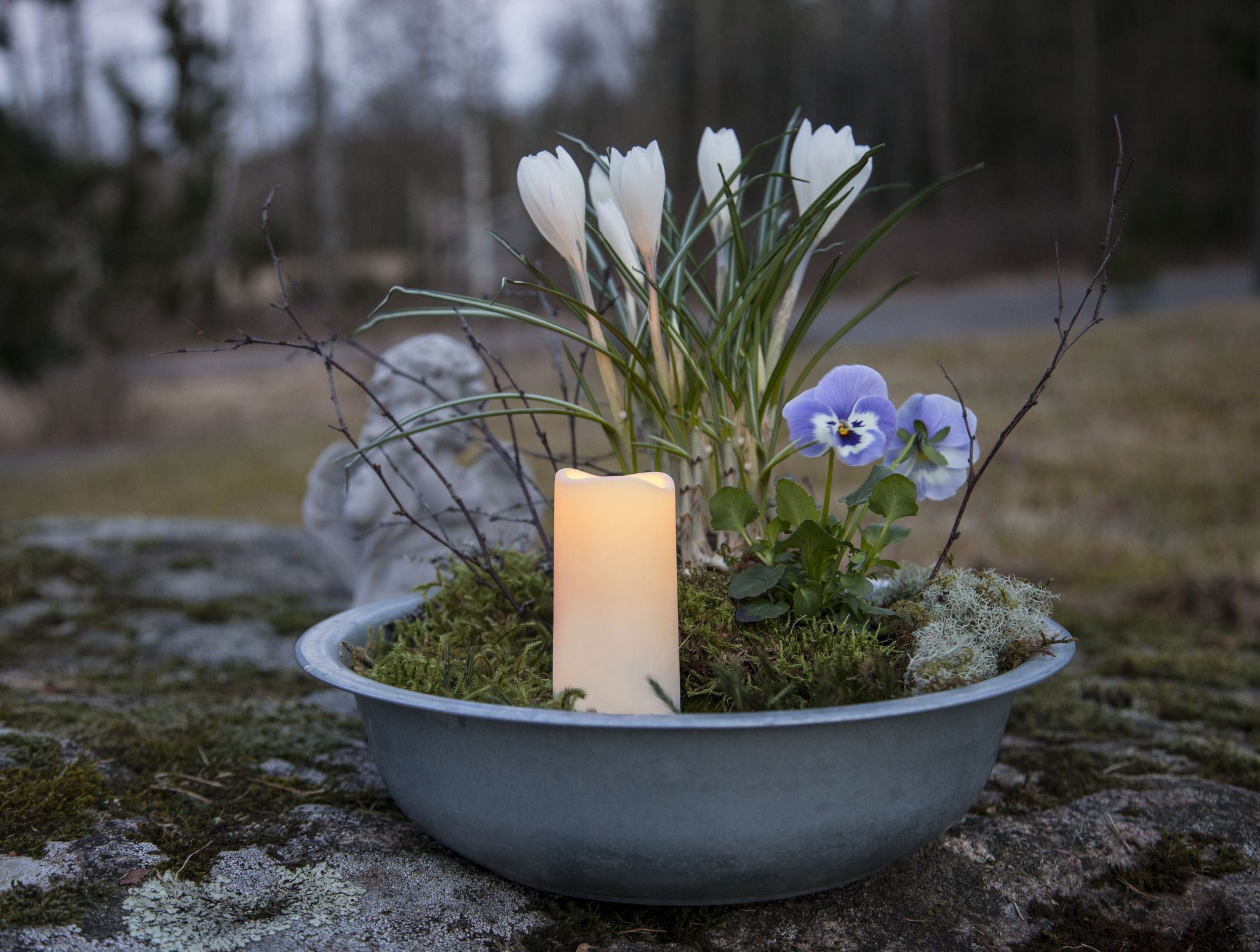 Bougie de tombe LED Serene - Outdoor, Weiss, 10cm Höhe, Timerfunktion