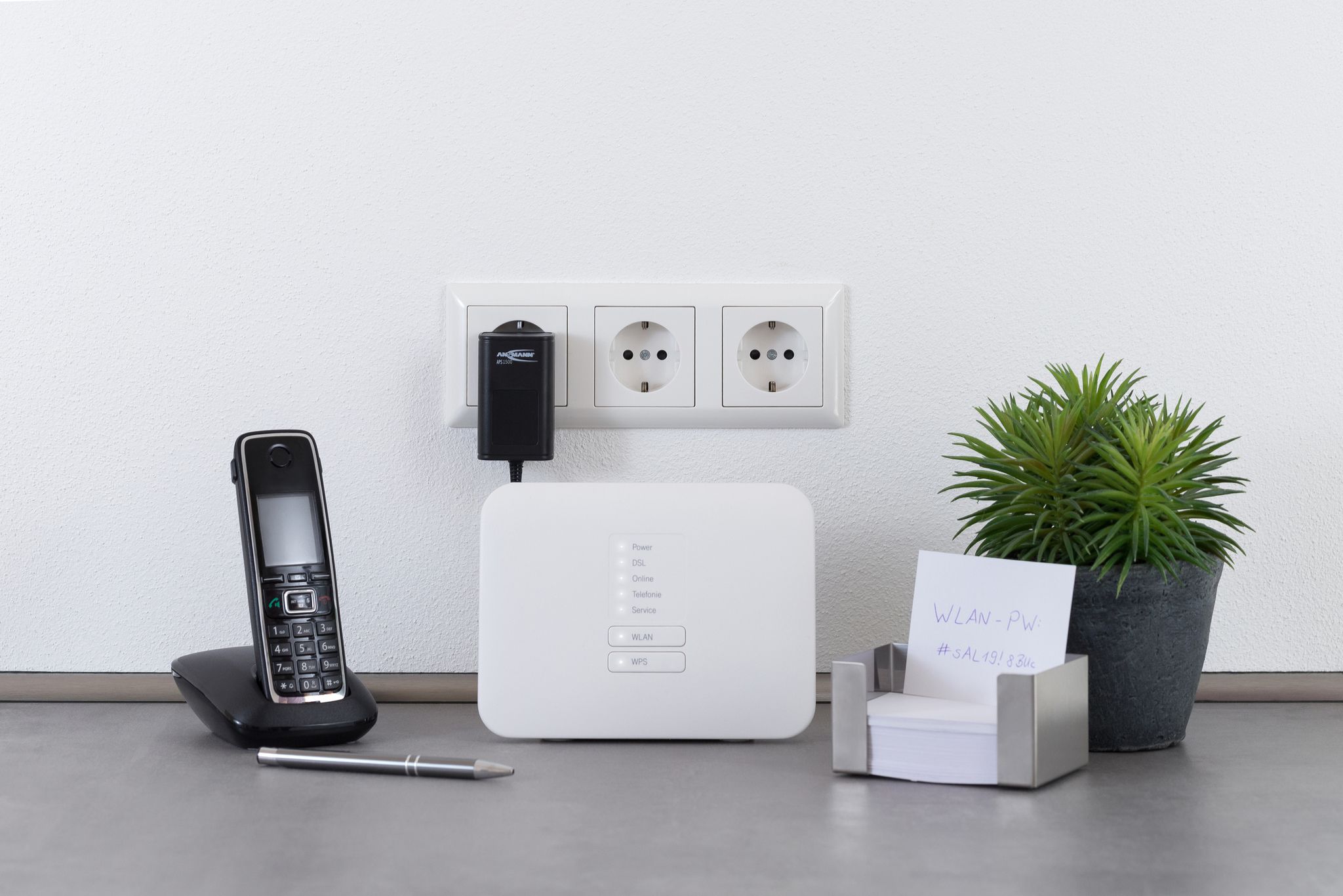 Alimentations électrique APS 1500 - Universal-Netzteil 3 - 12 V DC, inkl. 7 verschiedenen Steckertypen