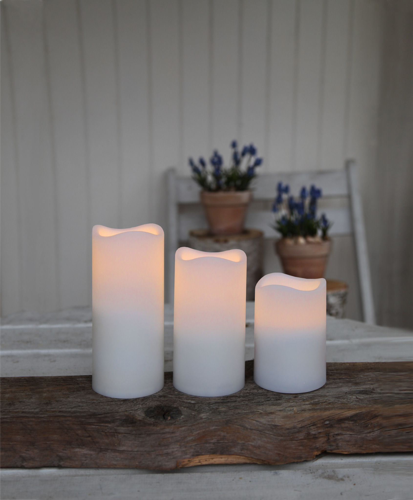 LED Pillar Kerze 3er Pack Paul - Outdoor, Weiss, 18cm Höhe, Timerfunktion