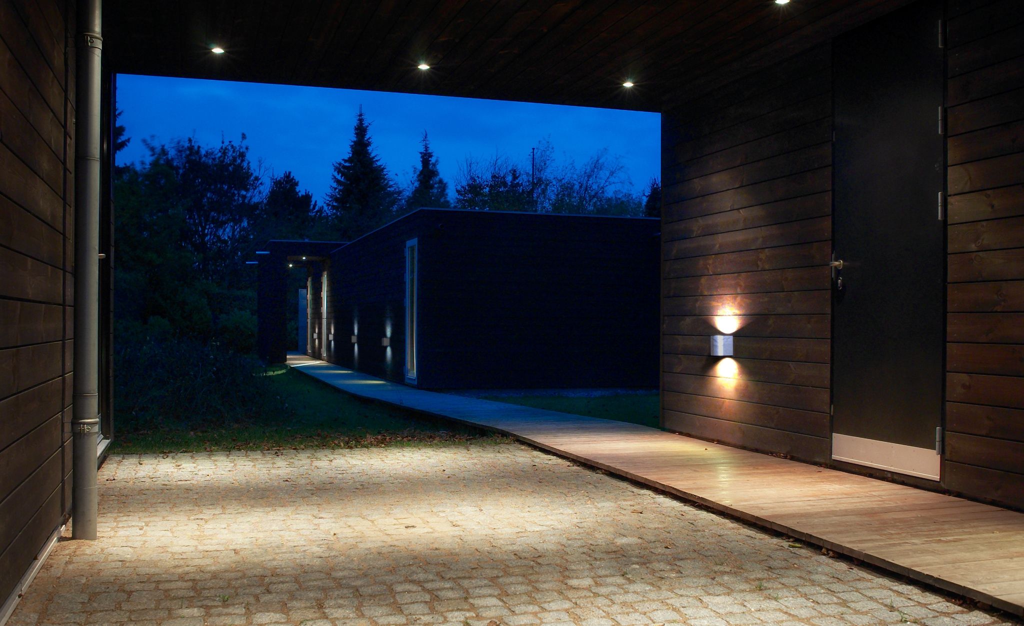 Canto 2, Wandleuchte, Verzinkt - 2X5W LED, 2700K, IP44, 230V