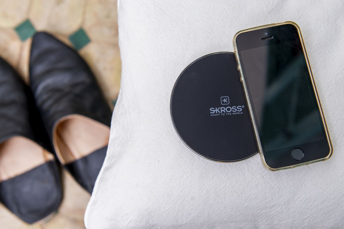 Wireless Charger 10 - Drahtlose Ladestation QI, Micro USB Kabel inklusive, max. 10W